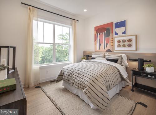 REGENCY AT WATERSIDE - Residential