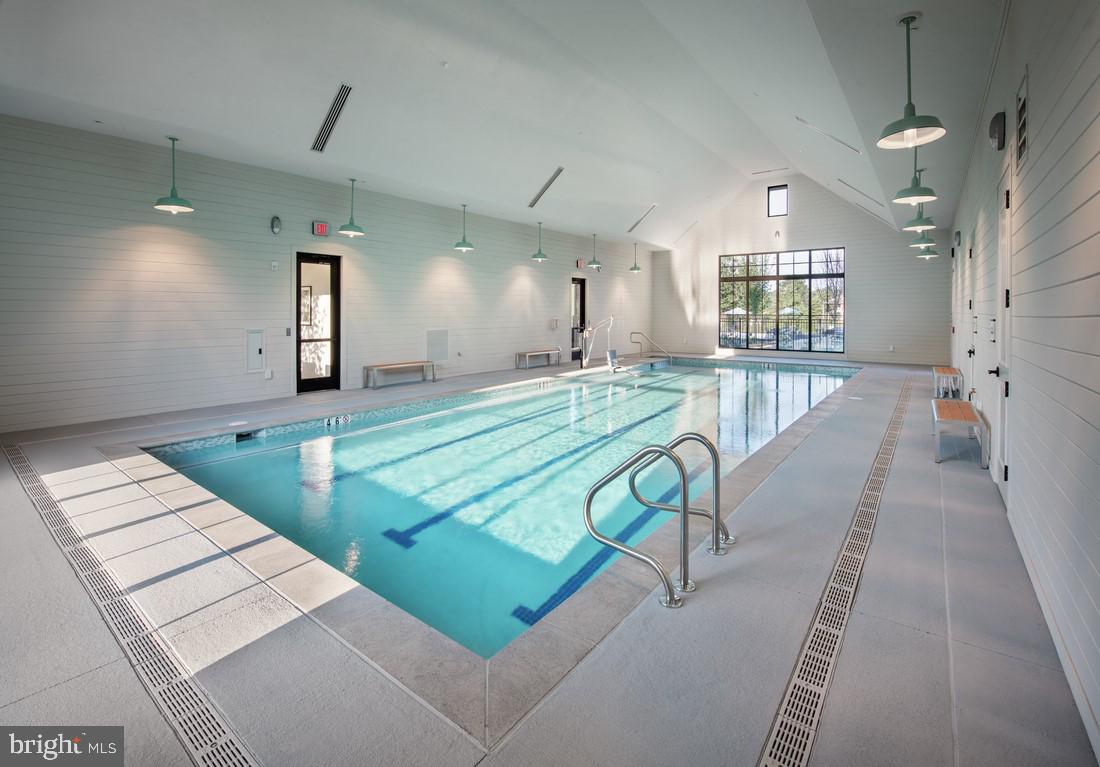 REGENCY AT WATERSIDE - Residential