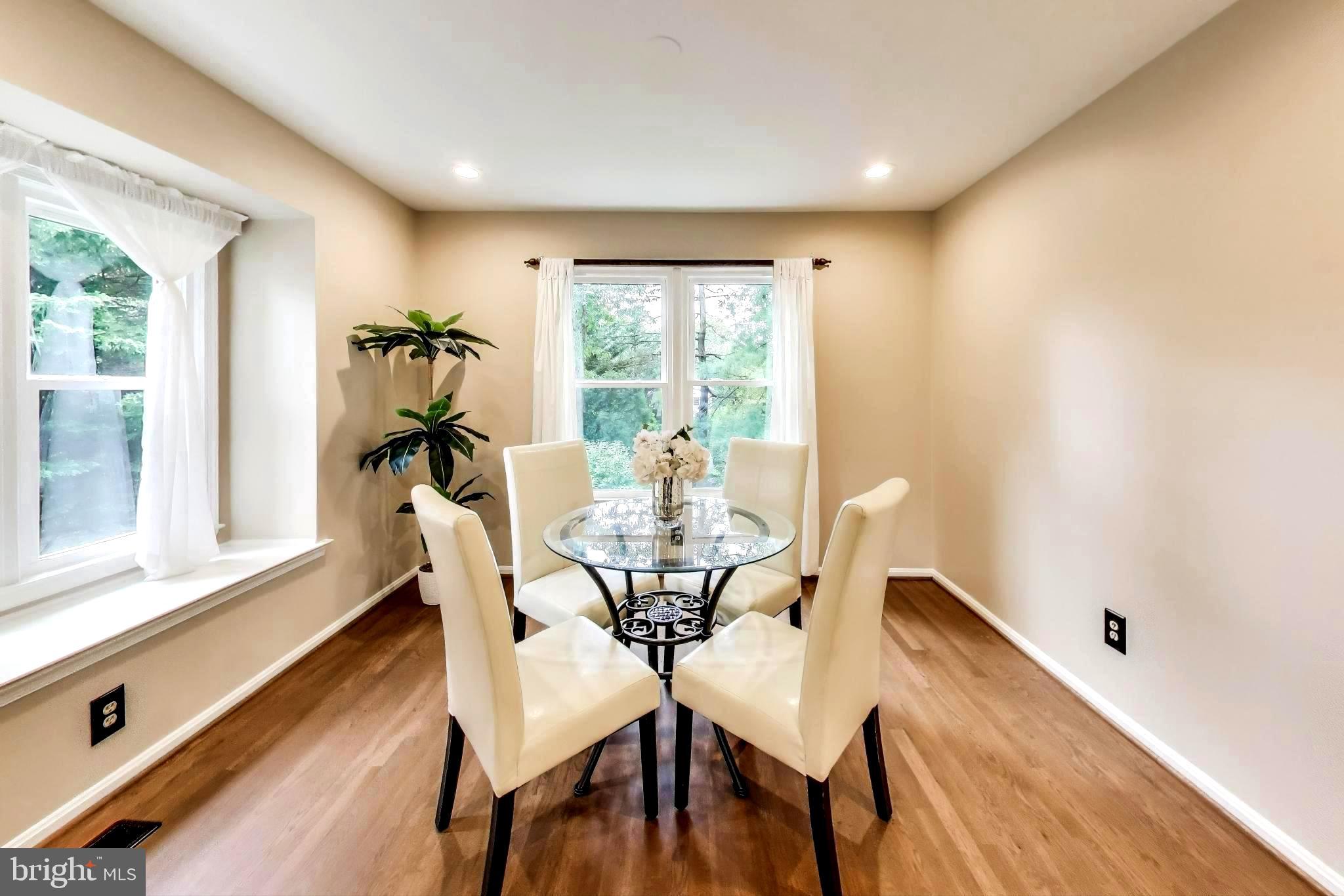 9099 BLUE JUG LANDING