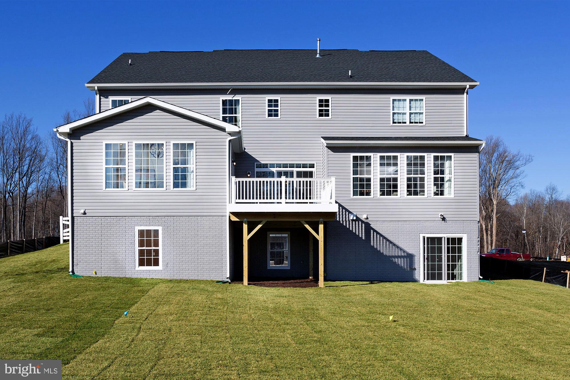 SOUTH TREEVIEW ESTATES - Residential