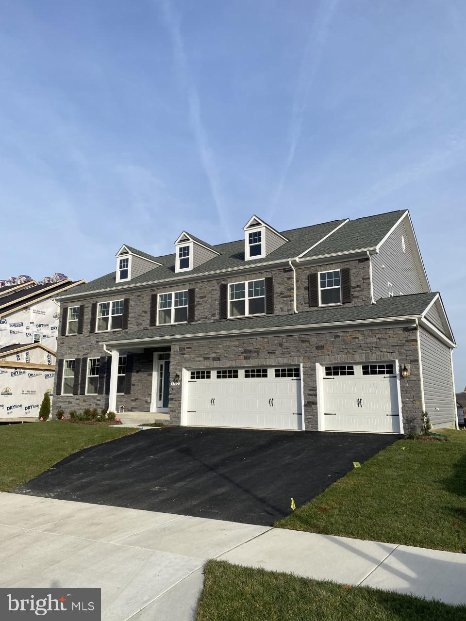 SOUTH TREEVIEW ESTATES - Residential