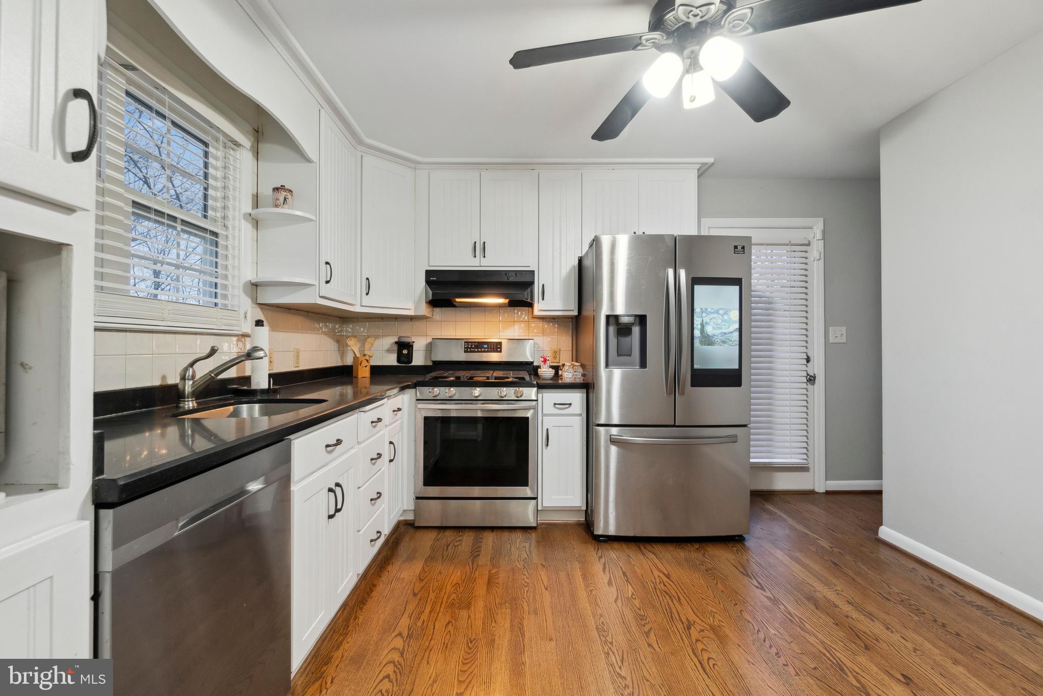 LUTHERVILLE - Residential