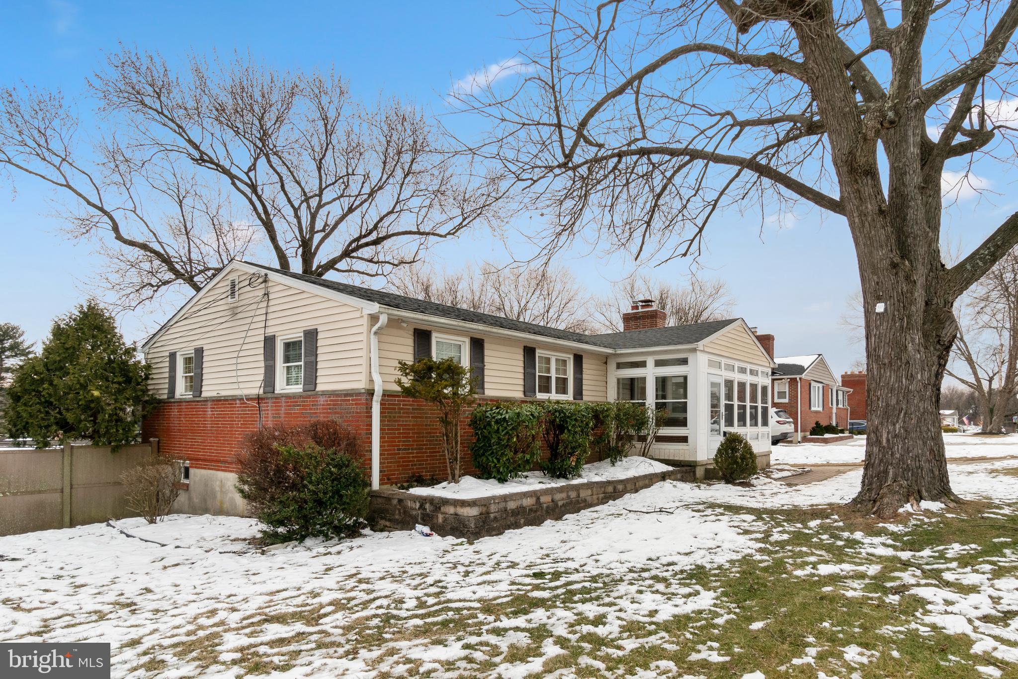 LUTHERVILLE - Residential