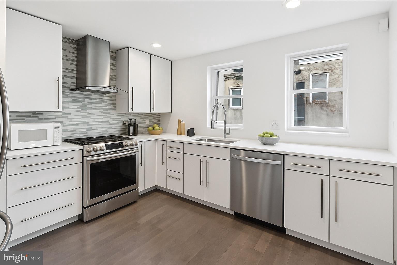 GRADUATE HOSPITAL - Residential