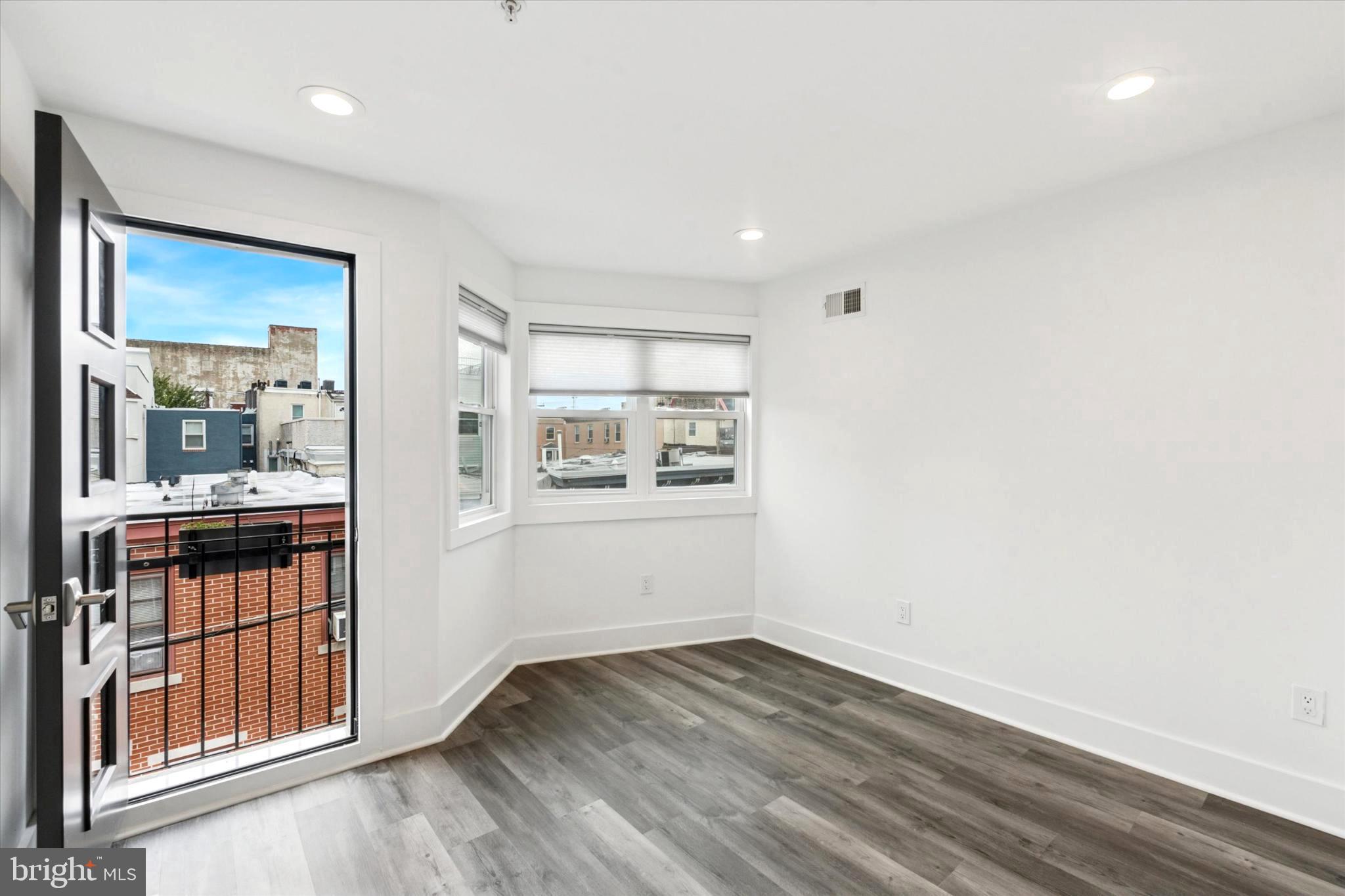 GRADUATE HOSPITAL - Residential