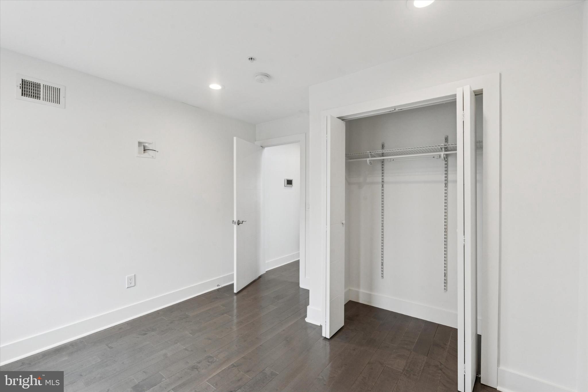 GRADUATE HOSPITAL - Residential