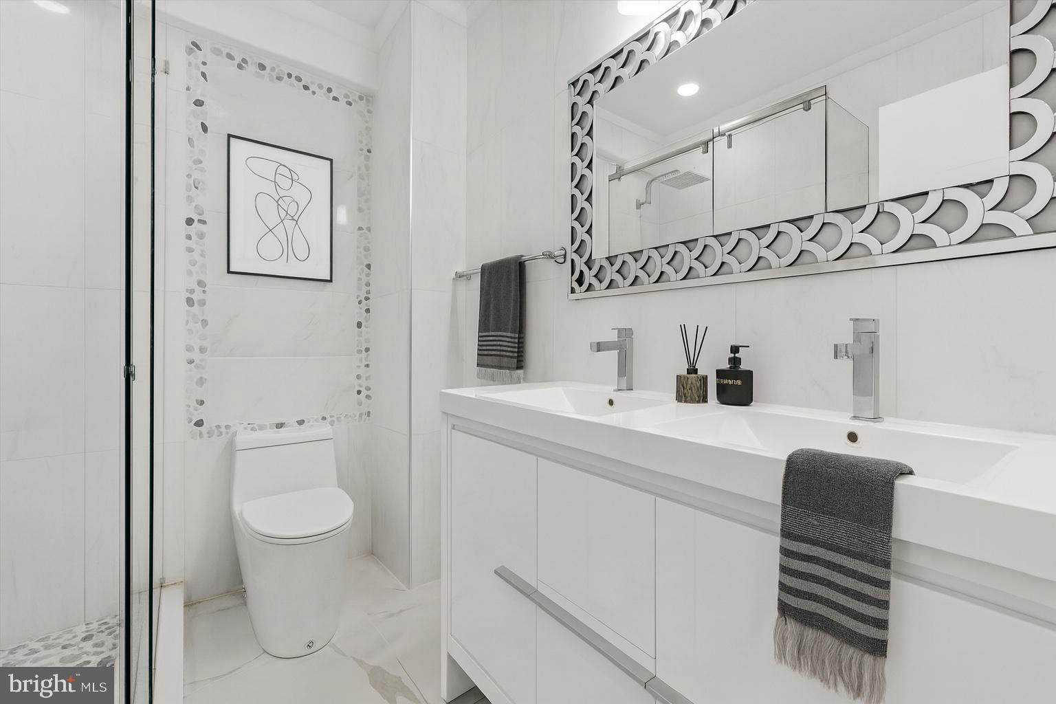 GRADUATE HOSPITAL - Residential