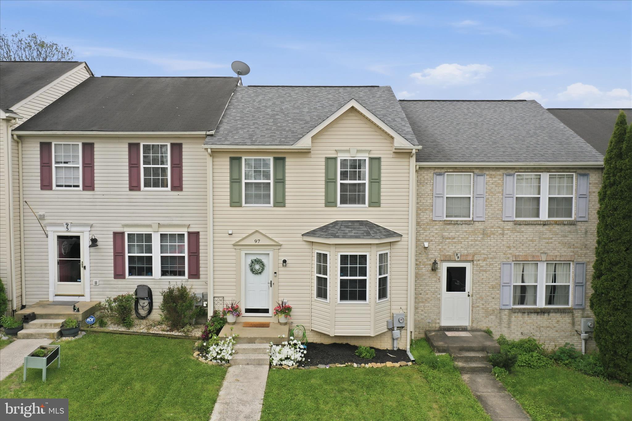 LAUREL RIDGE - Residential