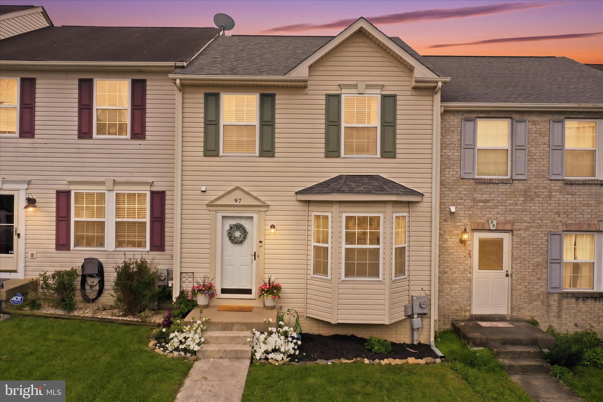 LAUREL RIDGE - Residential