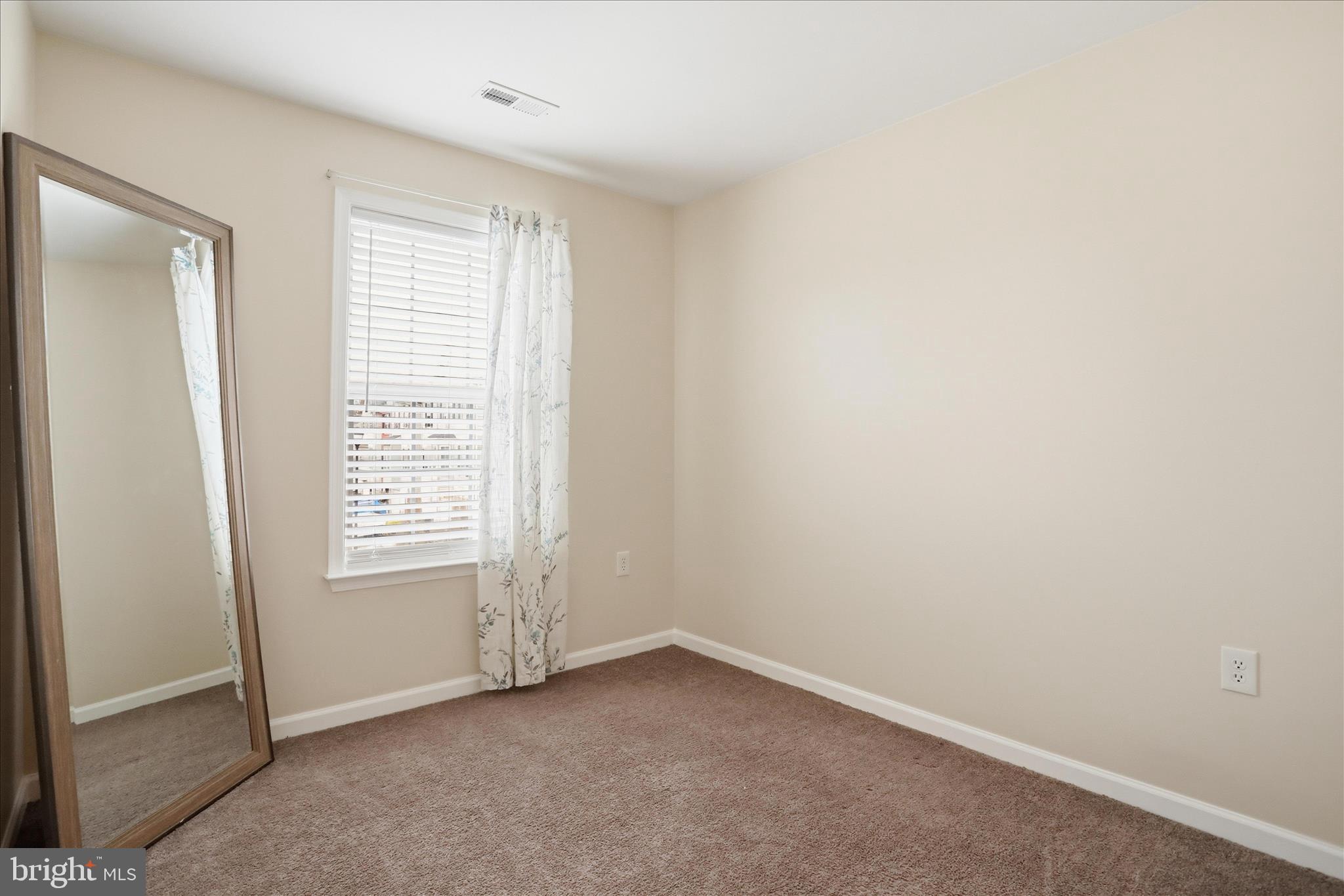 LAUREL RIDGE - Residential
