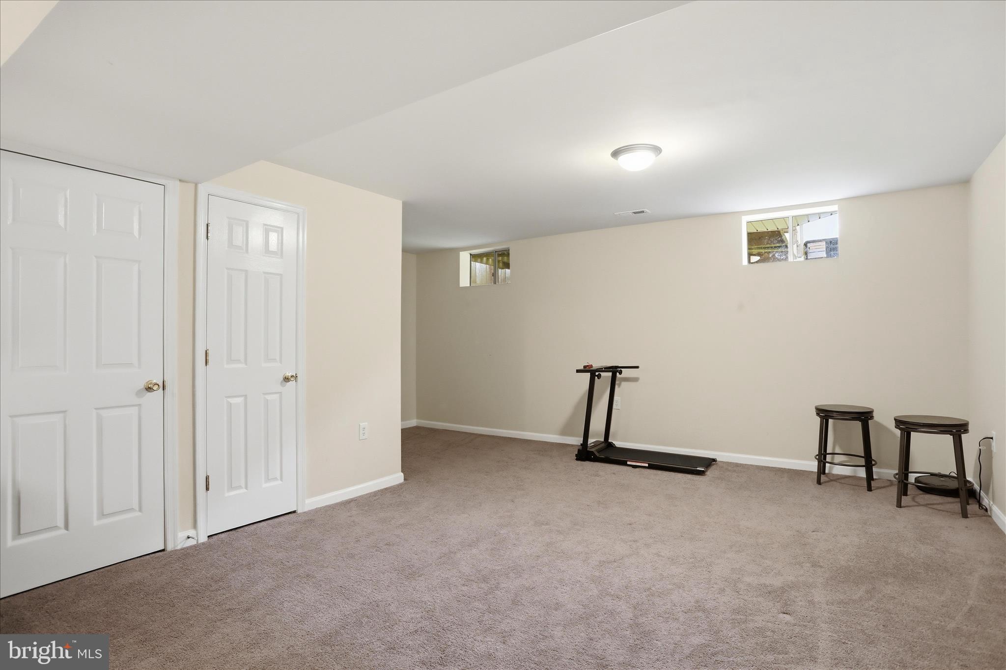LAUREL RIDGE - Residential
