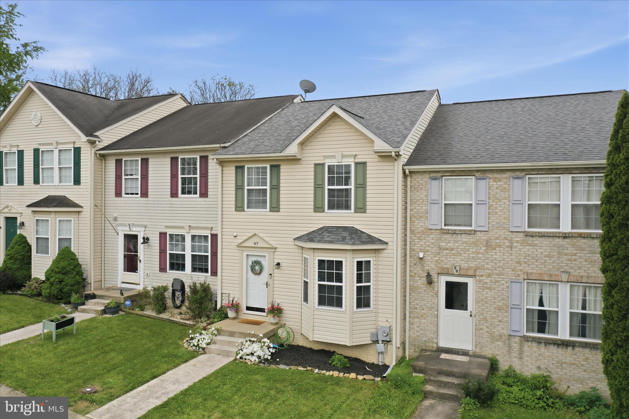LAUREL RIDGE - Residential