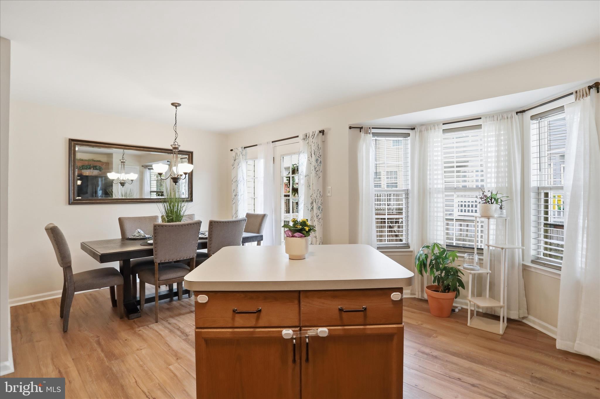LAUREL RIDGE - Residential