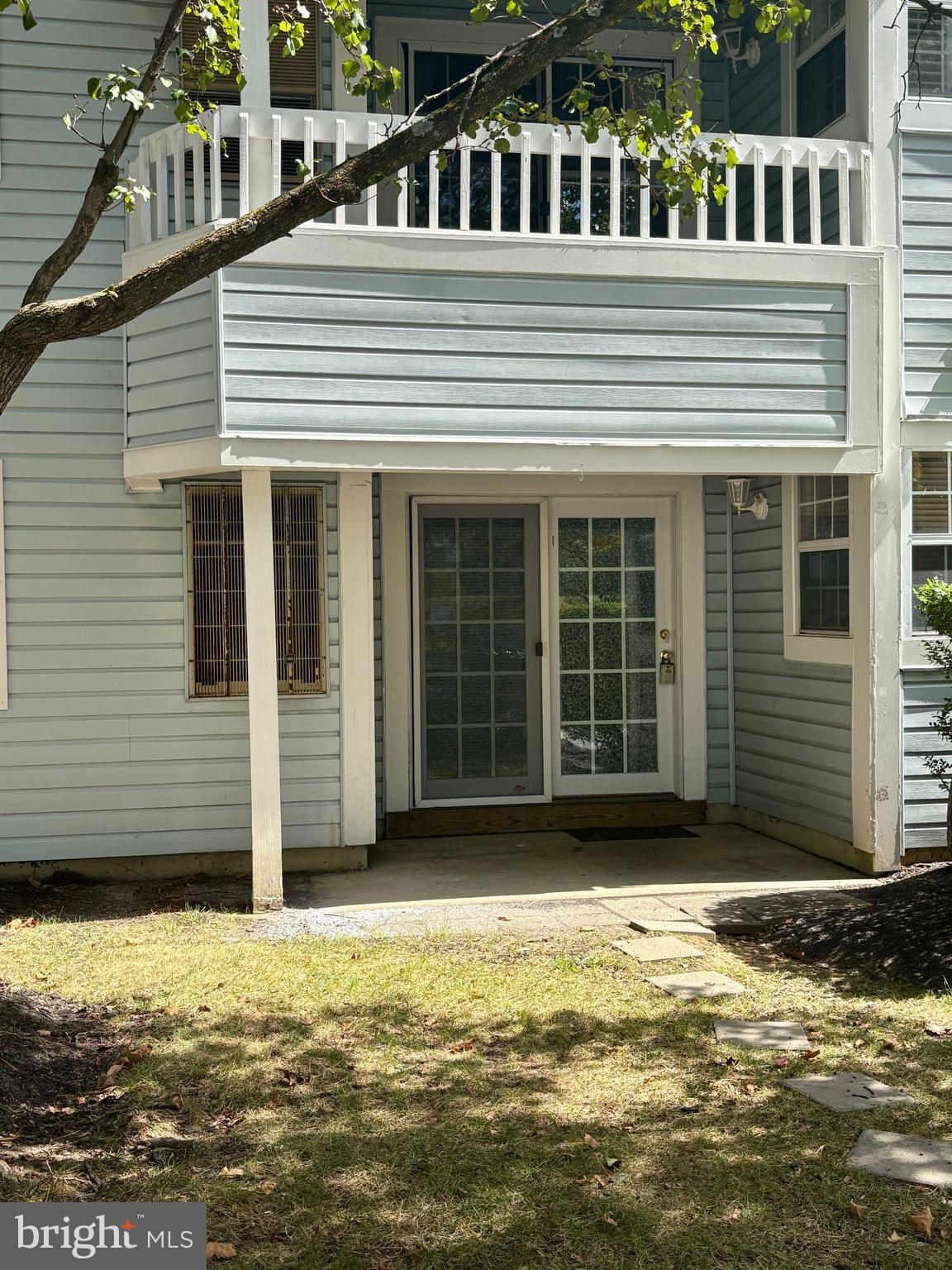 MONTGOMERY RUN - Residential Lease