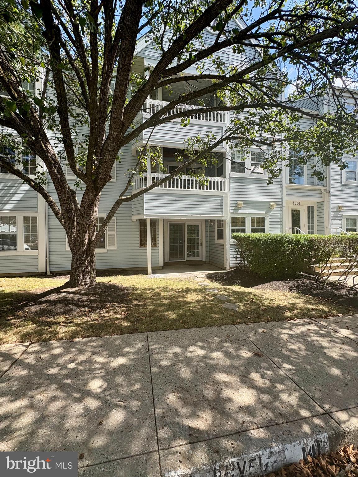 MONTGOMERY RUN - Residential Lease