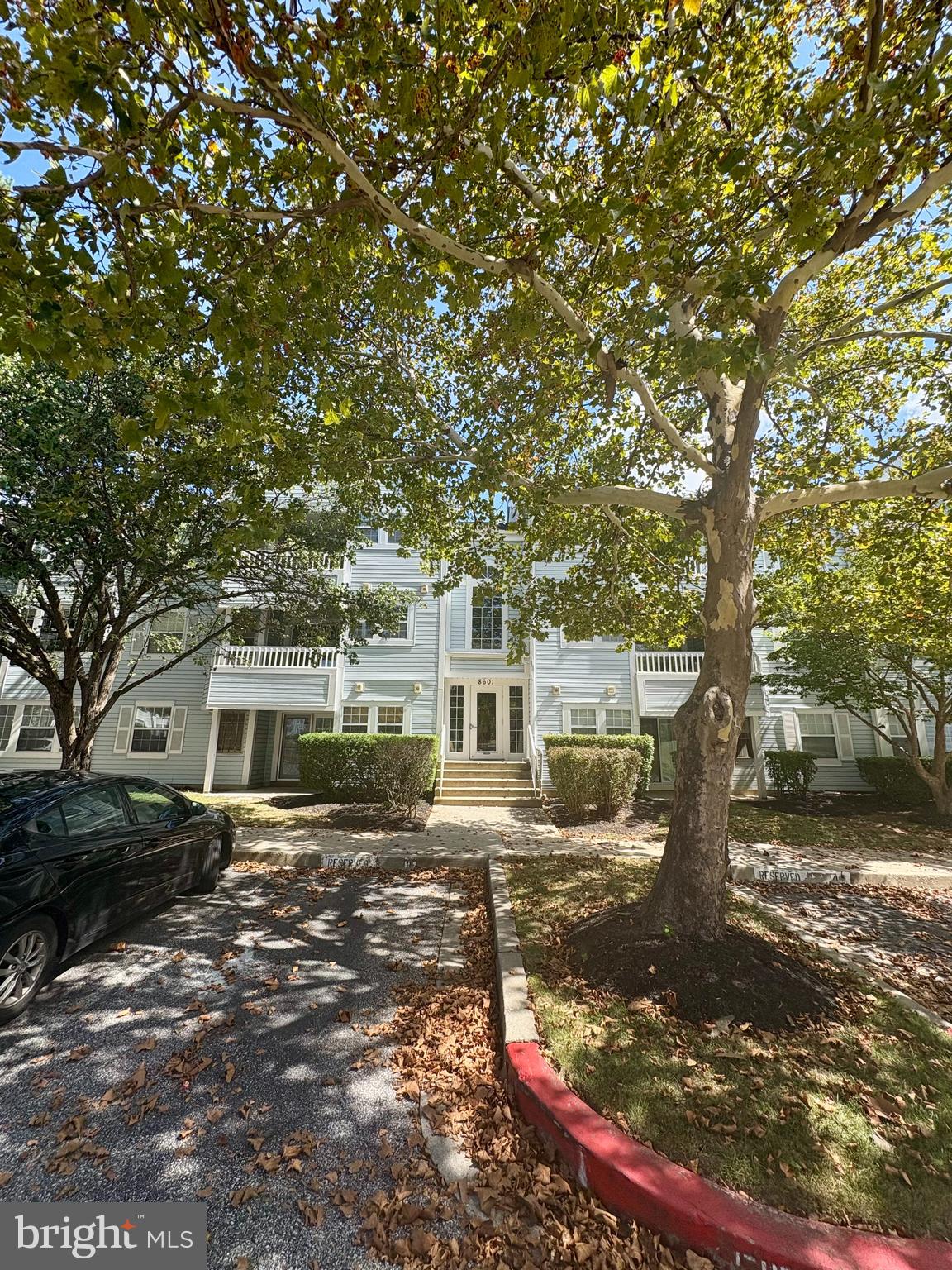 MONTGOMERY RUN - Residential Lease