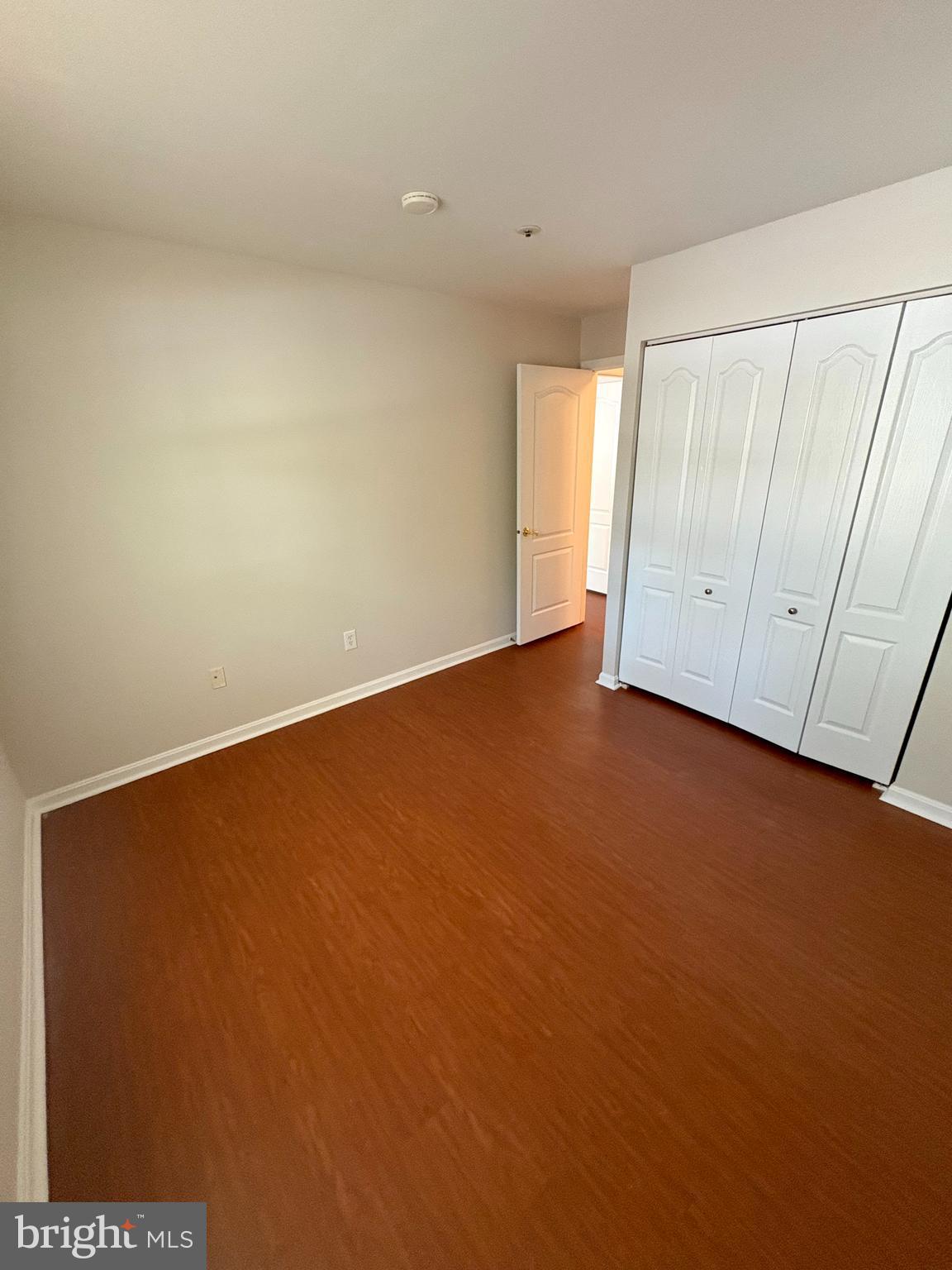 MONTGOMERY RUN - Residential Lease