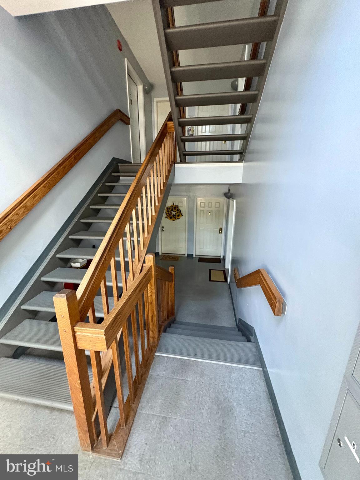 MONTGOMERY RUN - Residential Lease