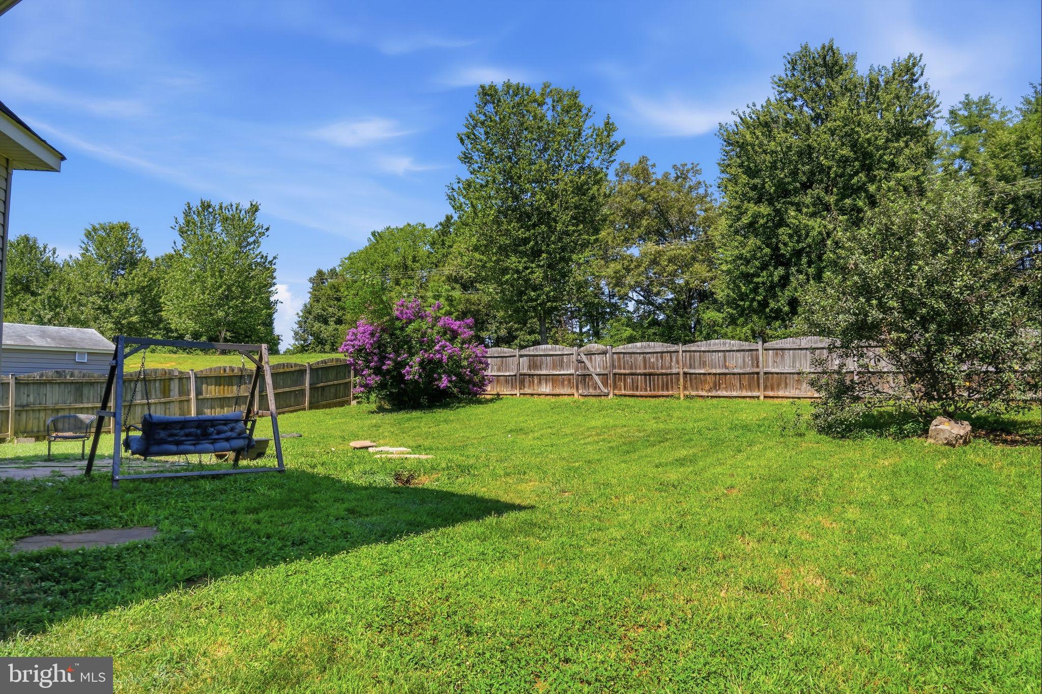 6678 CLARKES MEADOW DRIVE