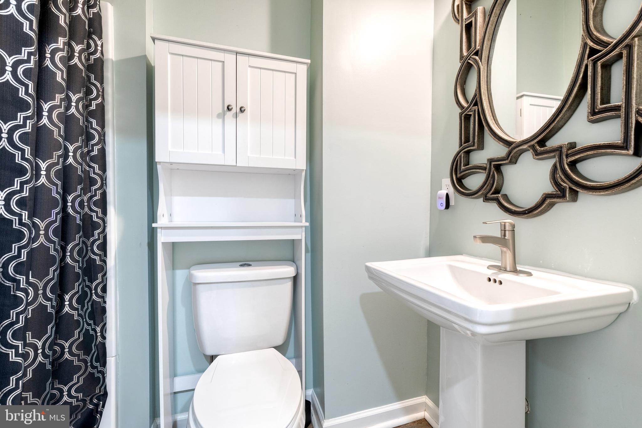 HIGHLANDTOWN - Residential Lease
