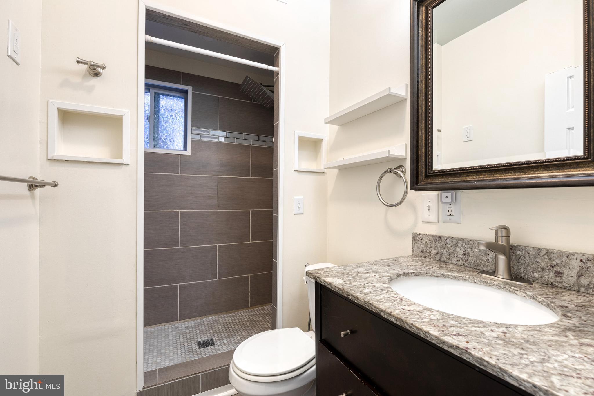 HIGHLANDTOWN - Residential Lease