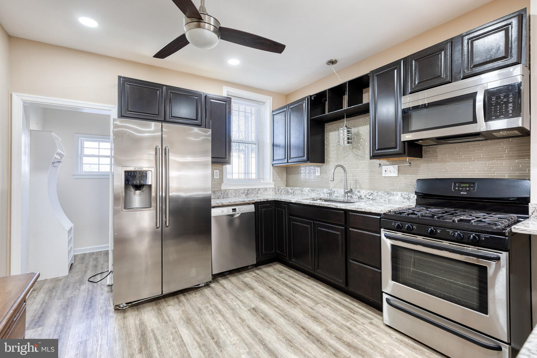 HIGHLANDTOWN - Residential Lease