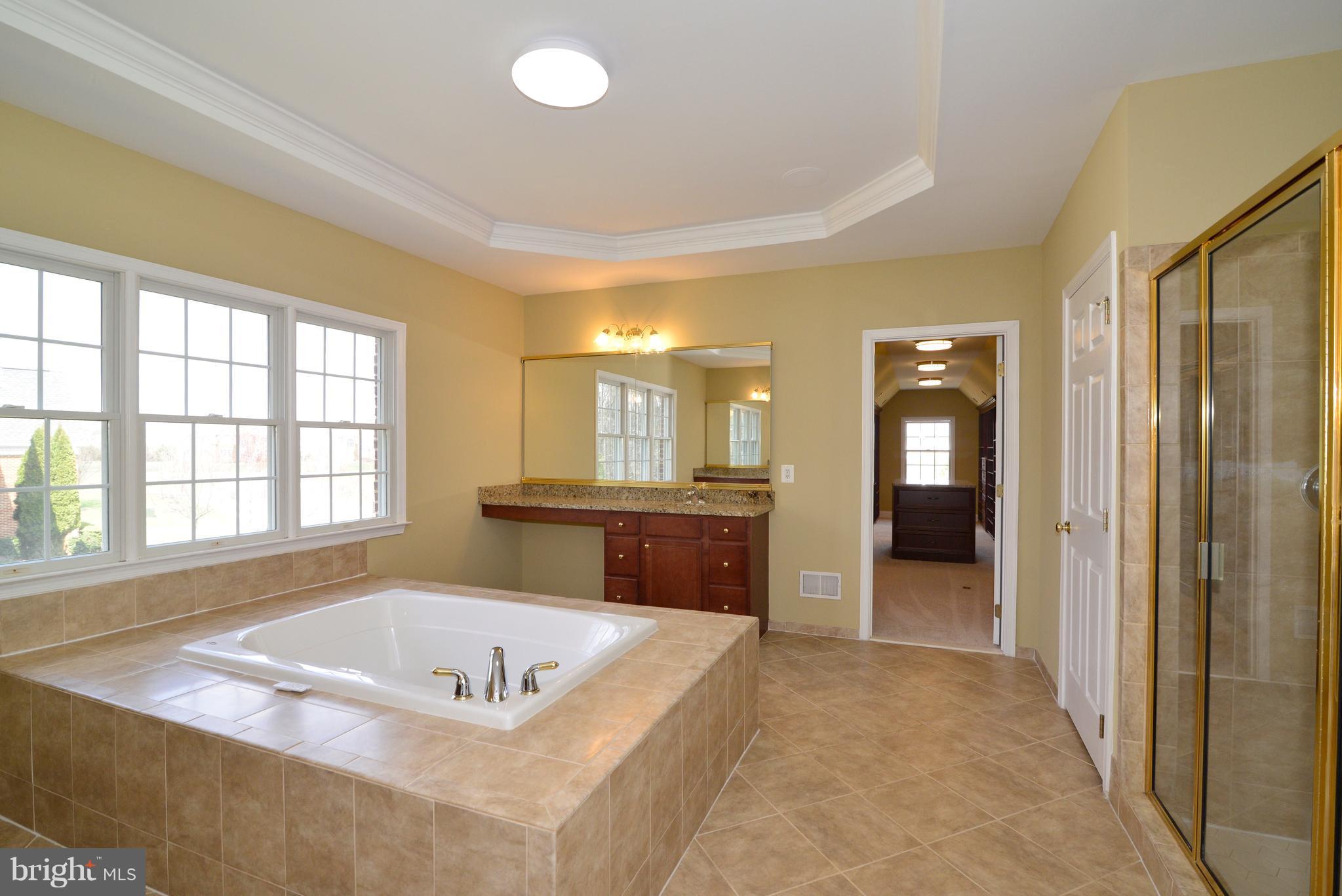 LOUDOUN VALLEY ESTATES - Residential