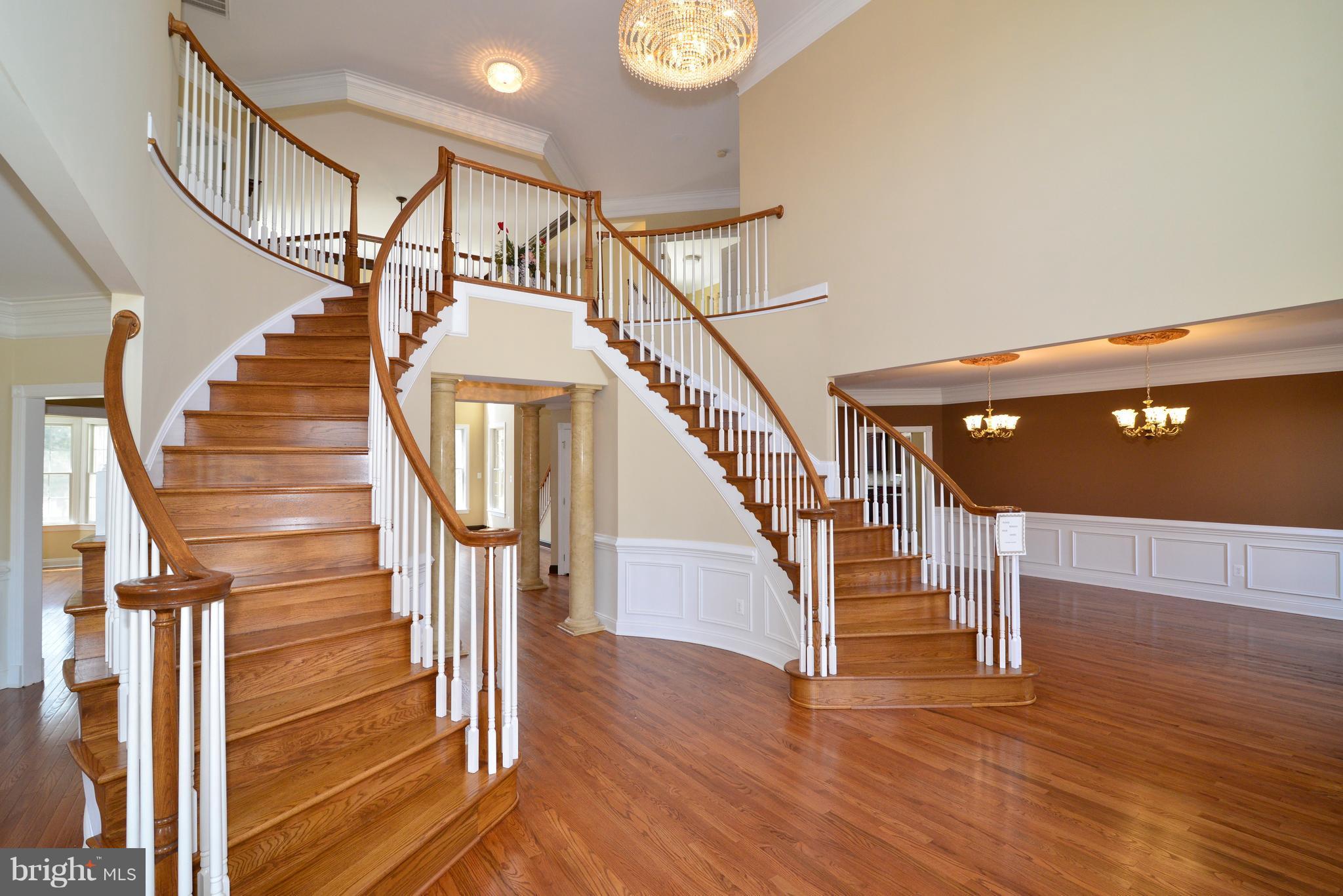 LOUDOUN VALLEY ESTATES - Residential