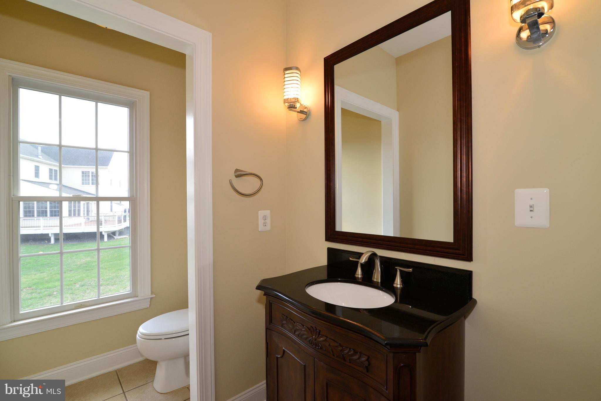 LOUDOUN VALLEY ESTATES - Residential