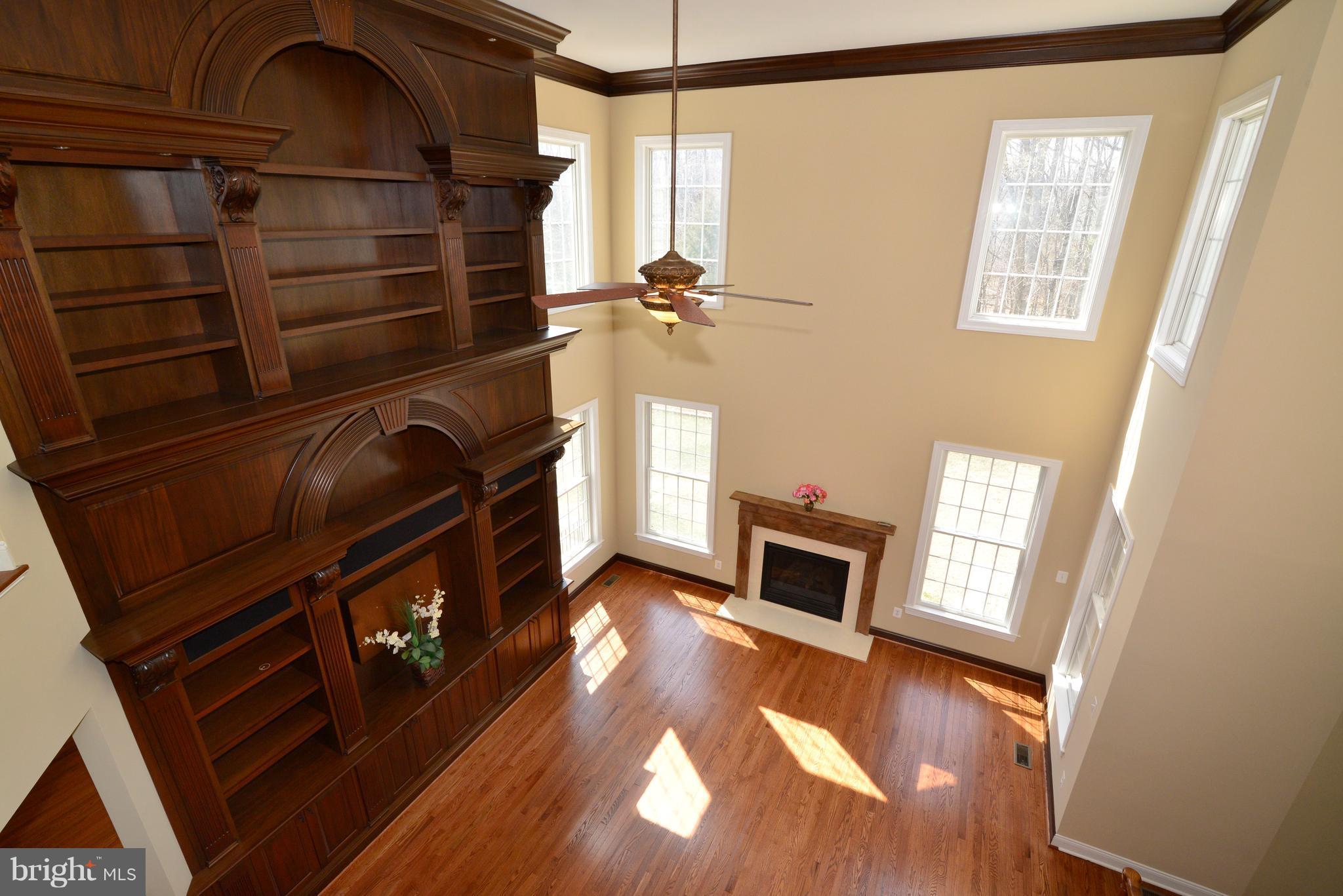 LOUDOUN VALLEY ESTATES - Residential