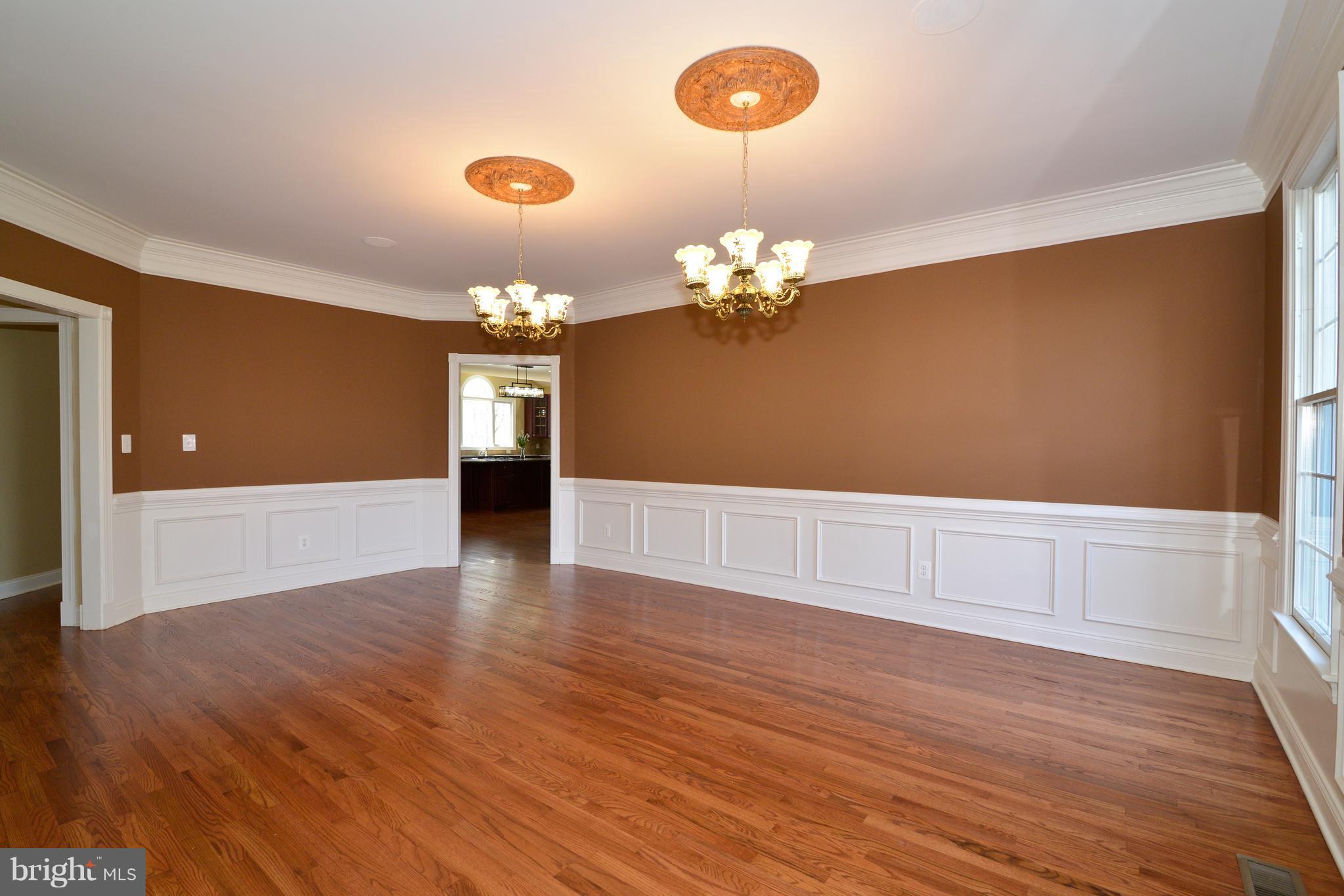 LOUDOUN VALLEY ESTATES - Residential