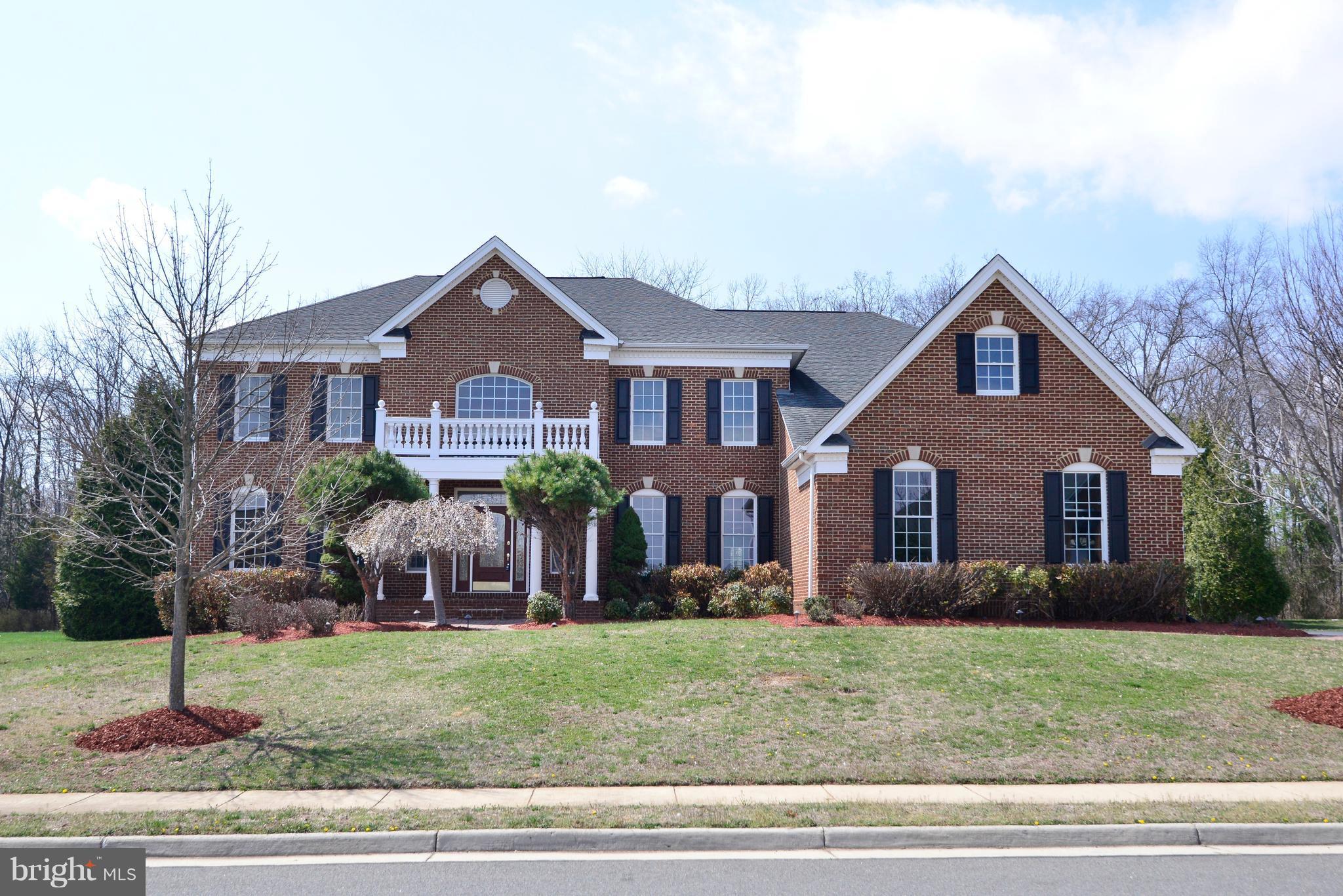 LOUDOUN VALLEY ESTATES - Residential