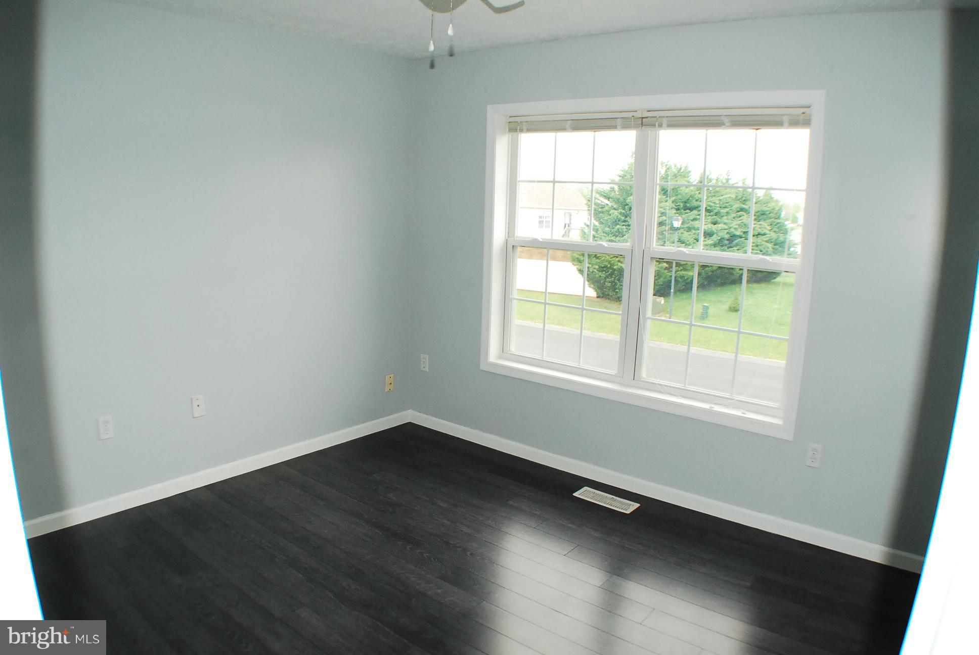 RIDGEFIELD - Residential