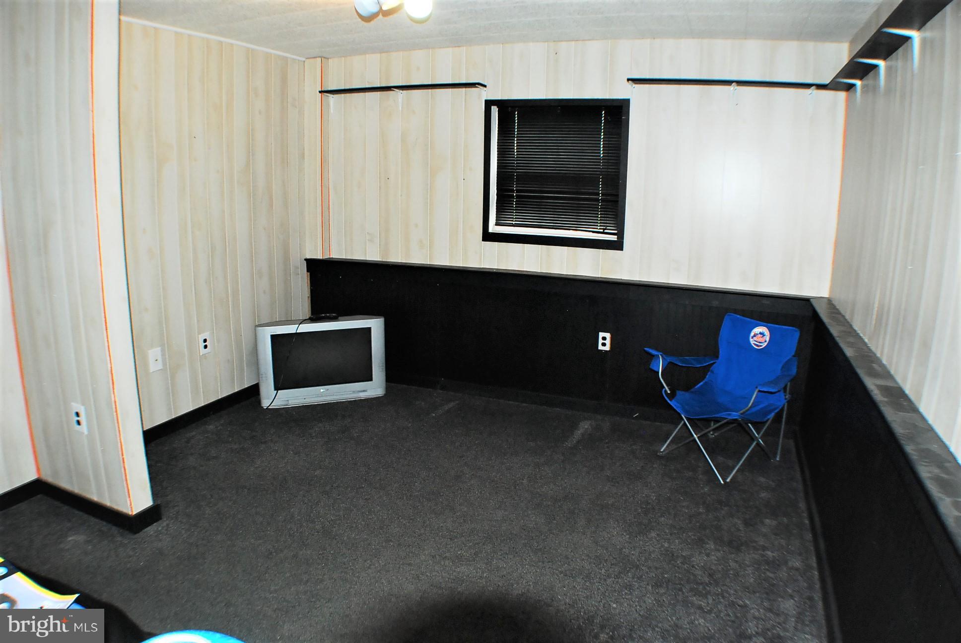 RIDGEFIELD - Residential