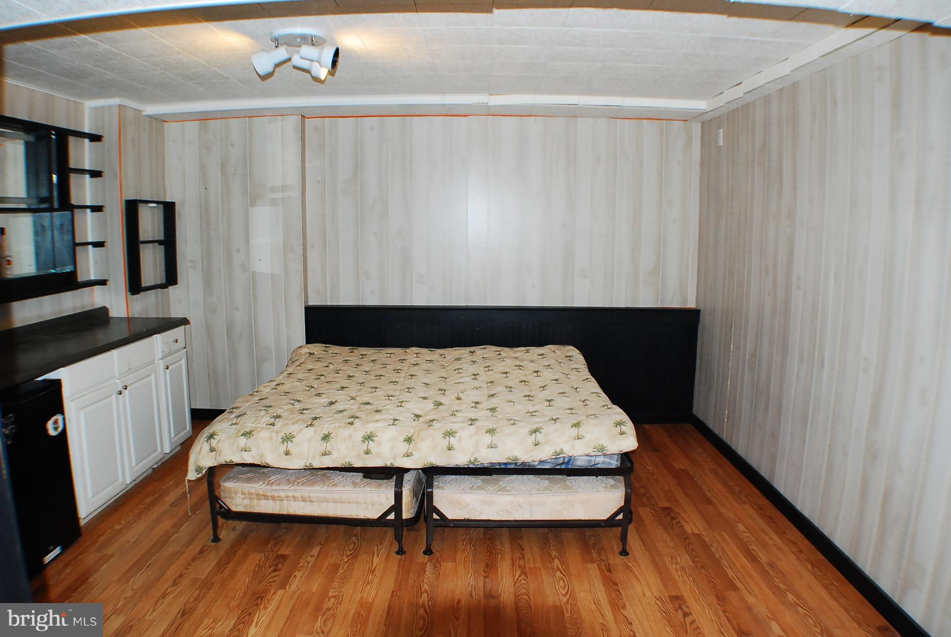 RIDGEFIELD - Residential