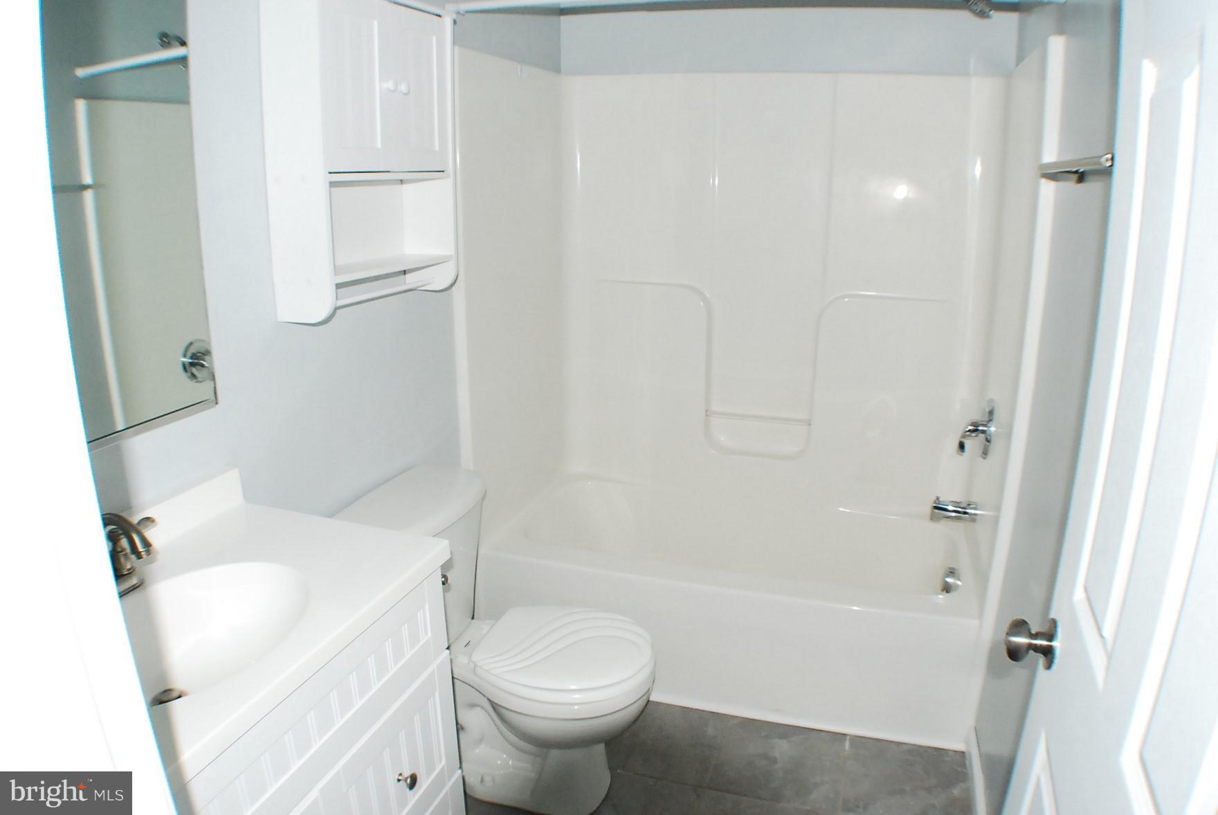 RIDGEFIELD - Residential