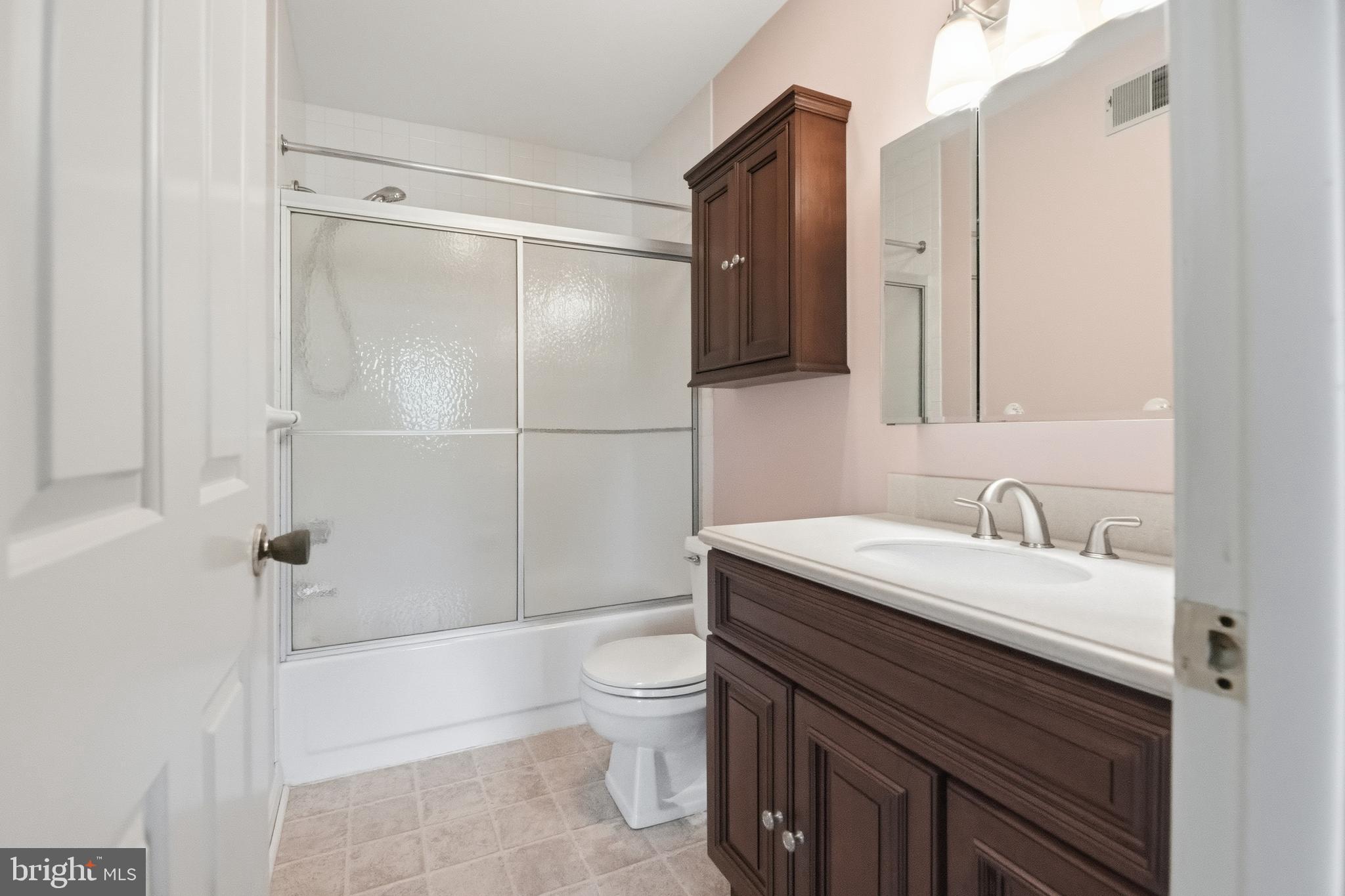 WILLIAMSBURG NORTH - Residential