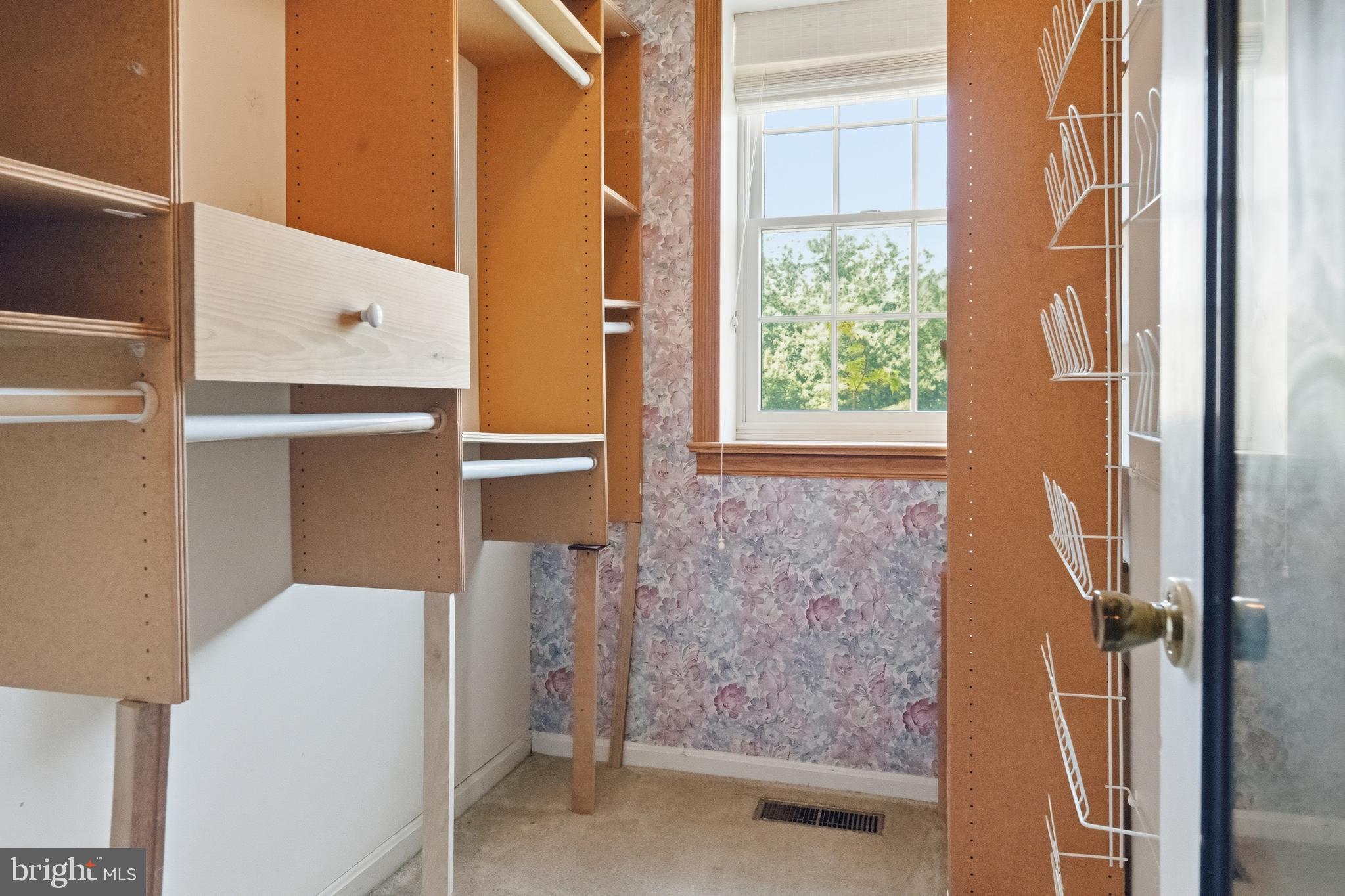 WILLIAMSBURG NORTH - Residential