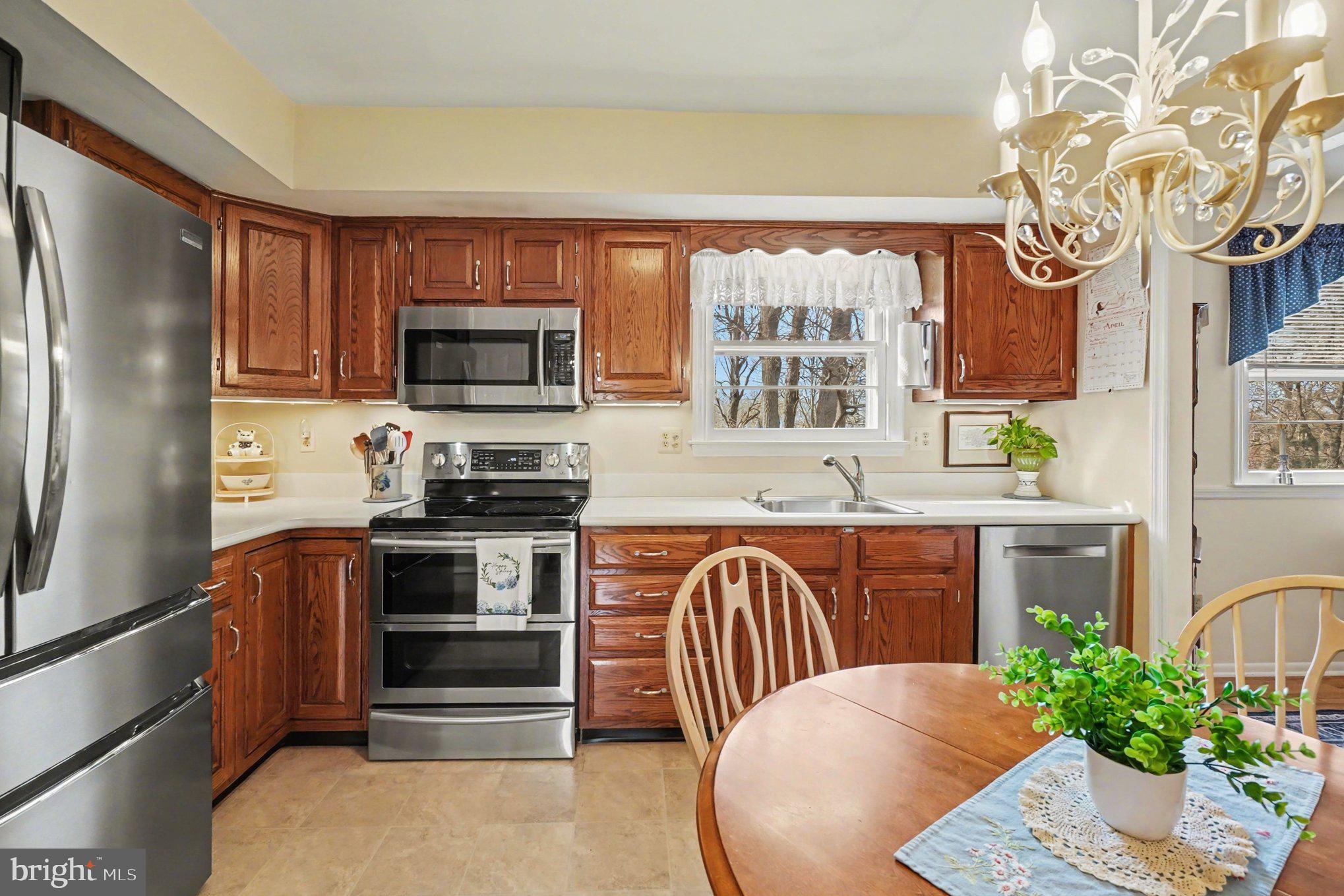 SKYLINE HILLS OF - Residential