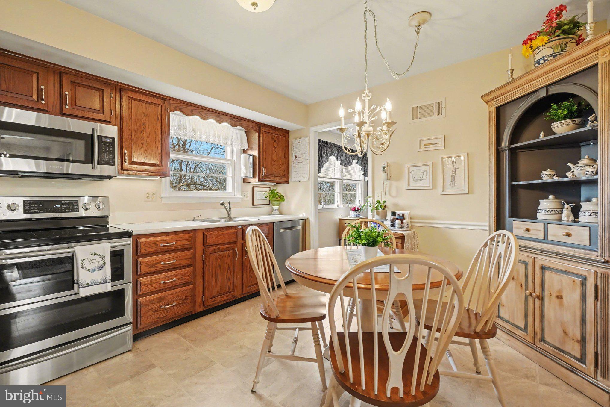 SKYLINE HILLS OF - Residential