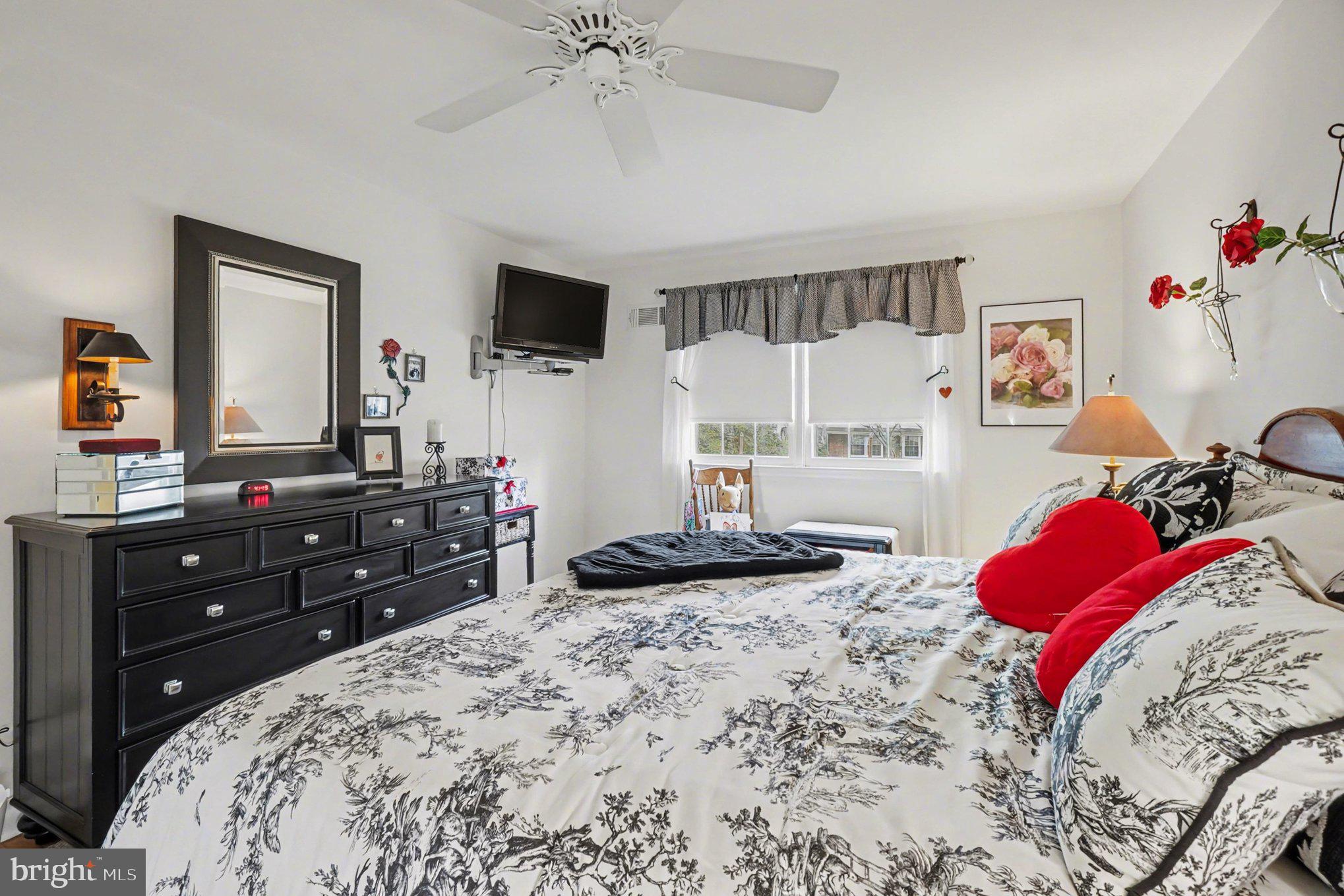 SKYLINE HILLS OF - Residential