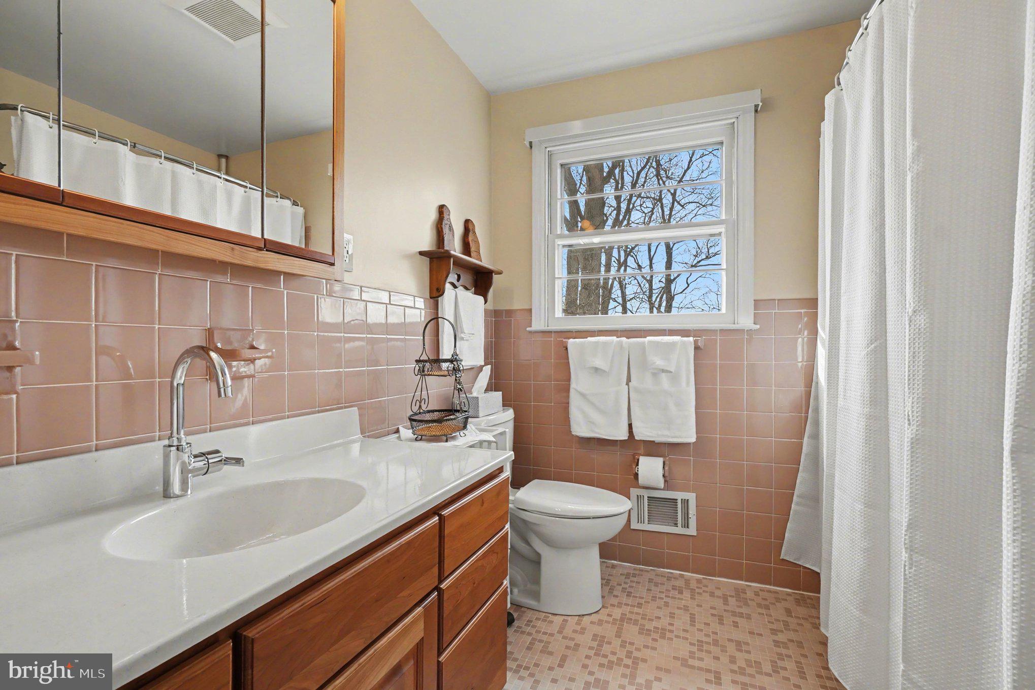 SKYLINE HILLS OF - Residential