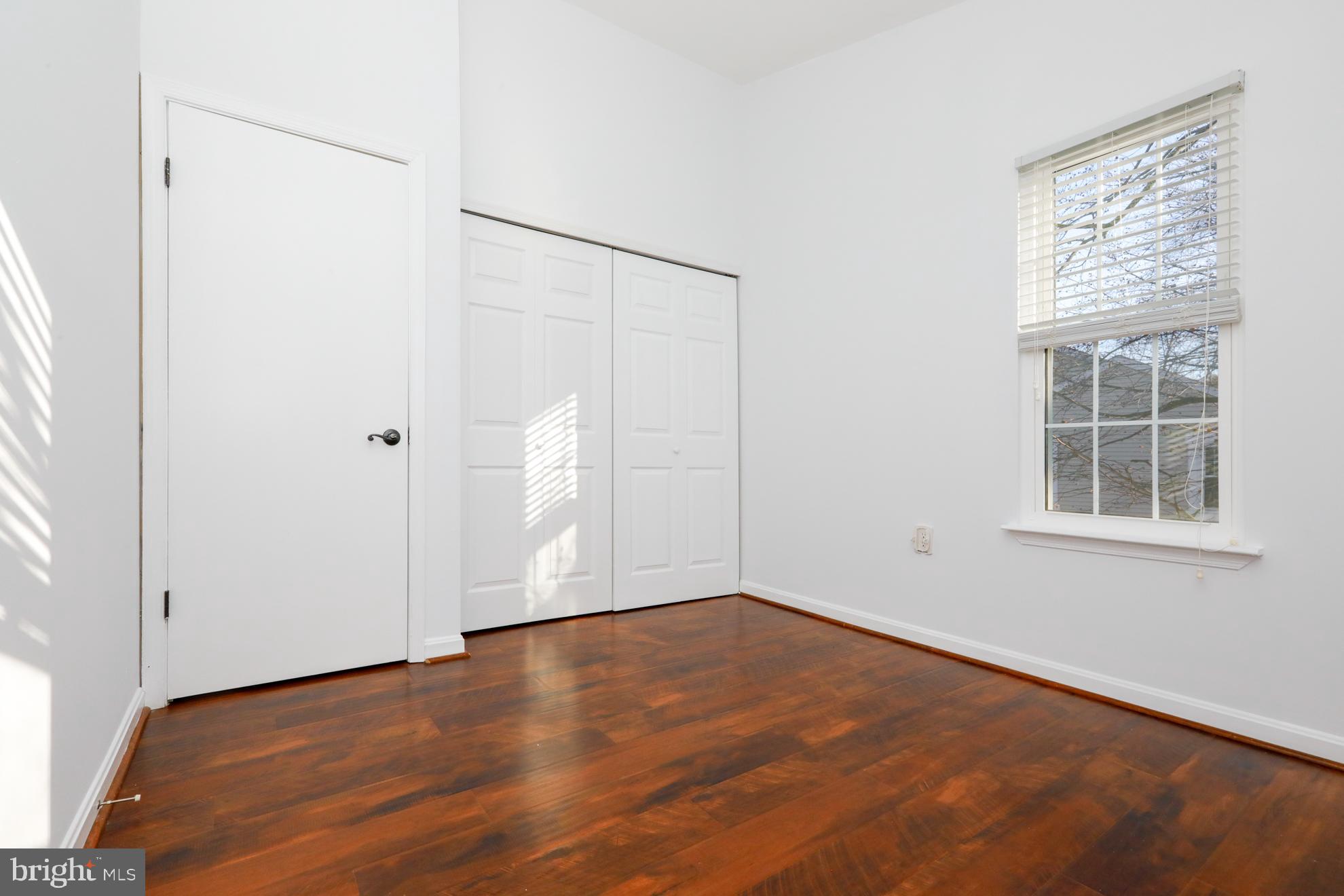 MONTCLAIR ST3 - Residential