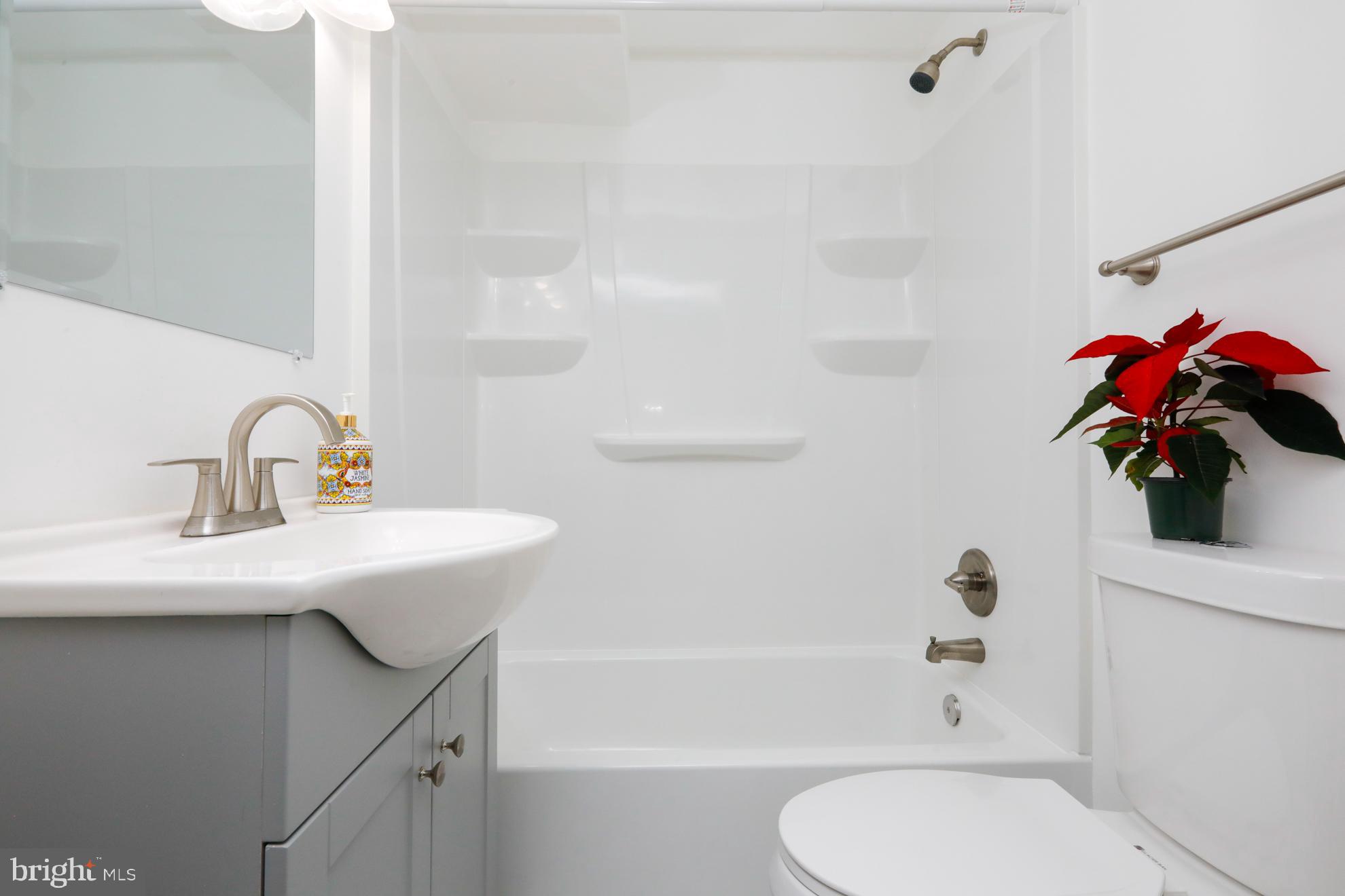 MONTCLAIR ST3 - Residential