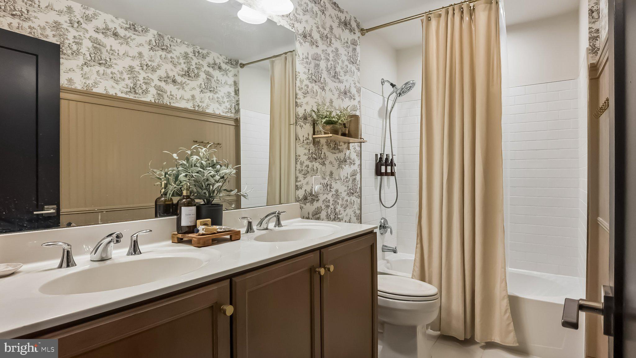 FRANKLIN STATION - Residential