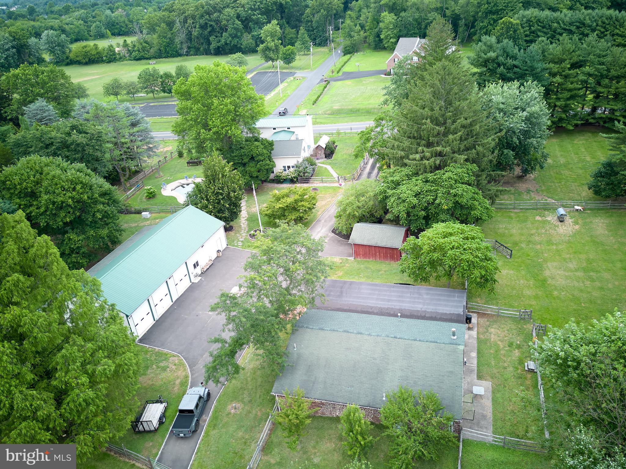 GERMINAL COLONY - Residential
