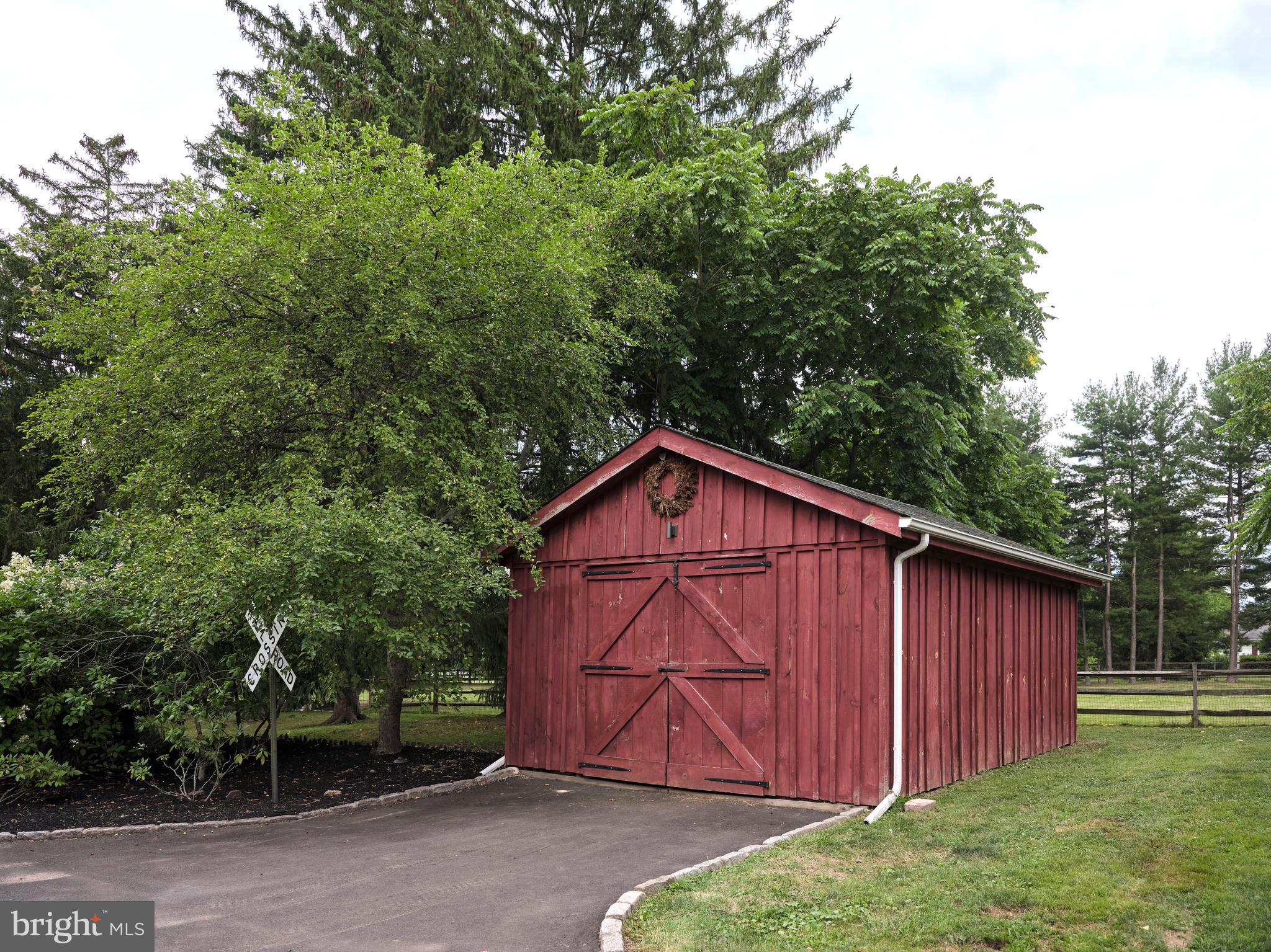 GERMINAL COLONY - Residential