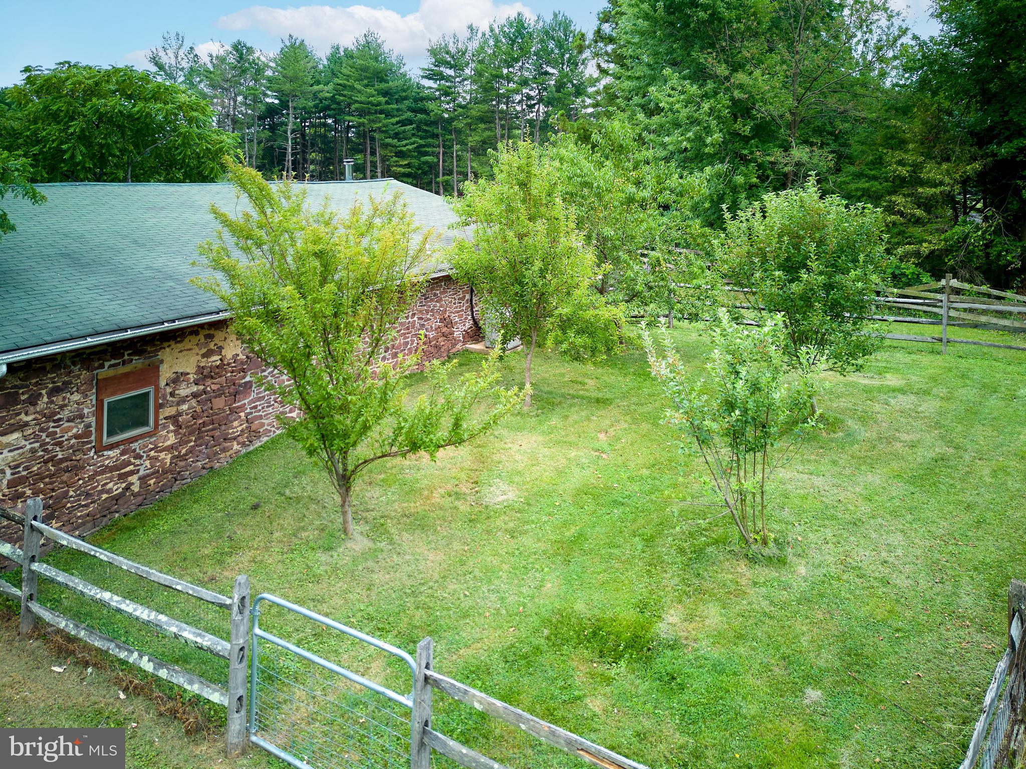 GERMINAL COLONY - Residential