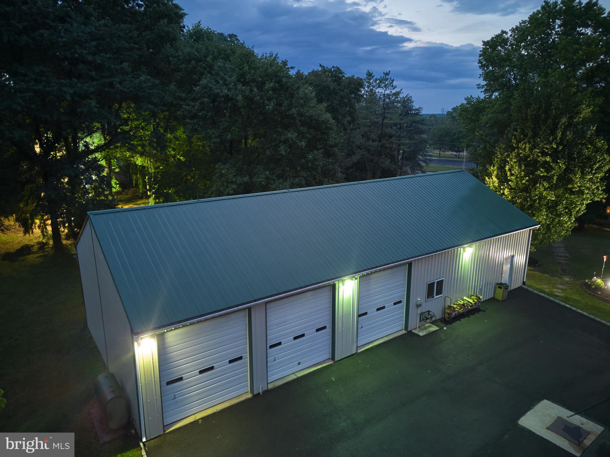 GERMINAL COLONY - Residential