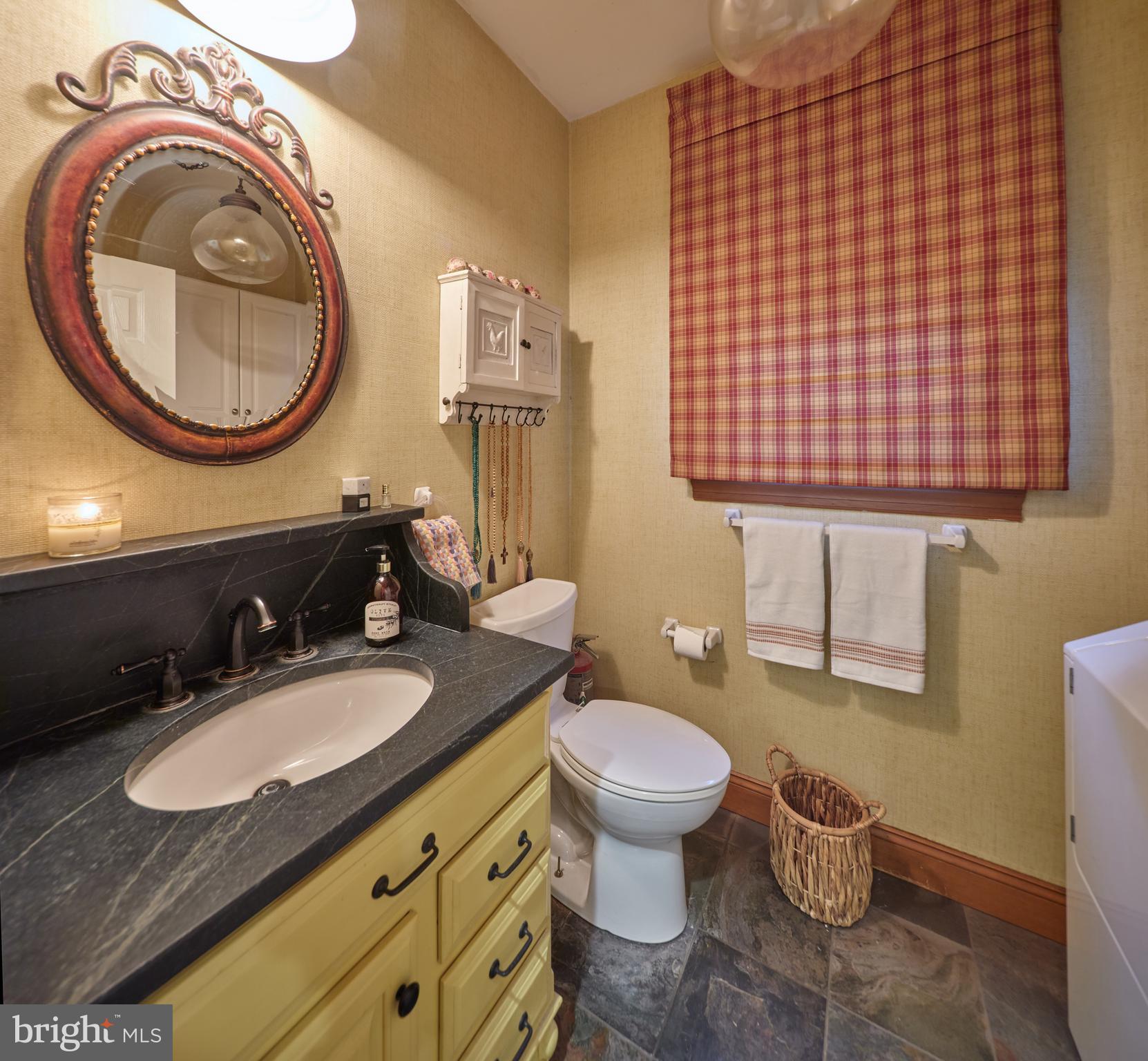 GERMINAL COLONY - Residential